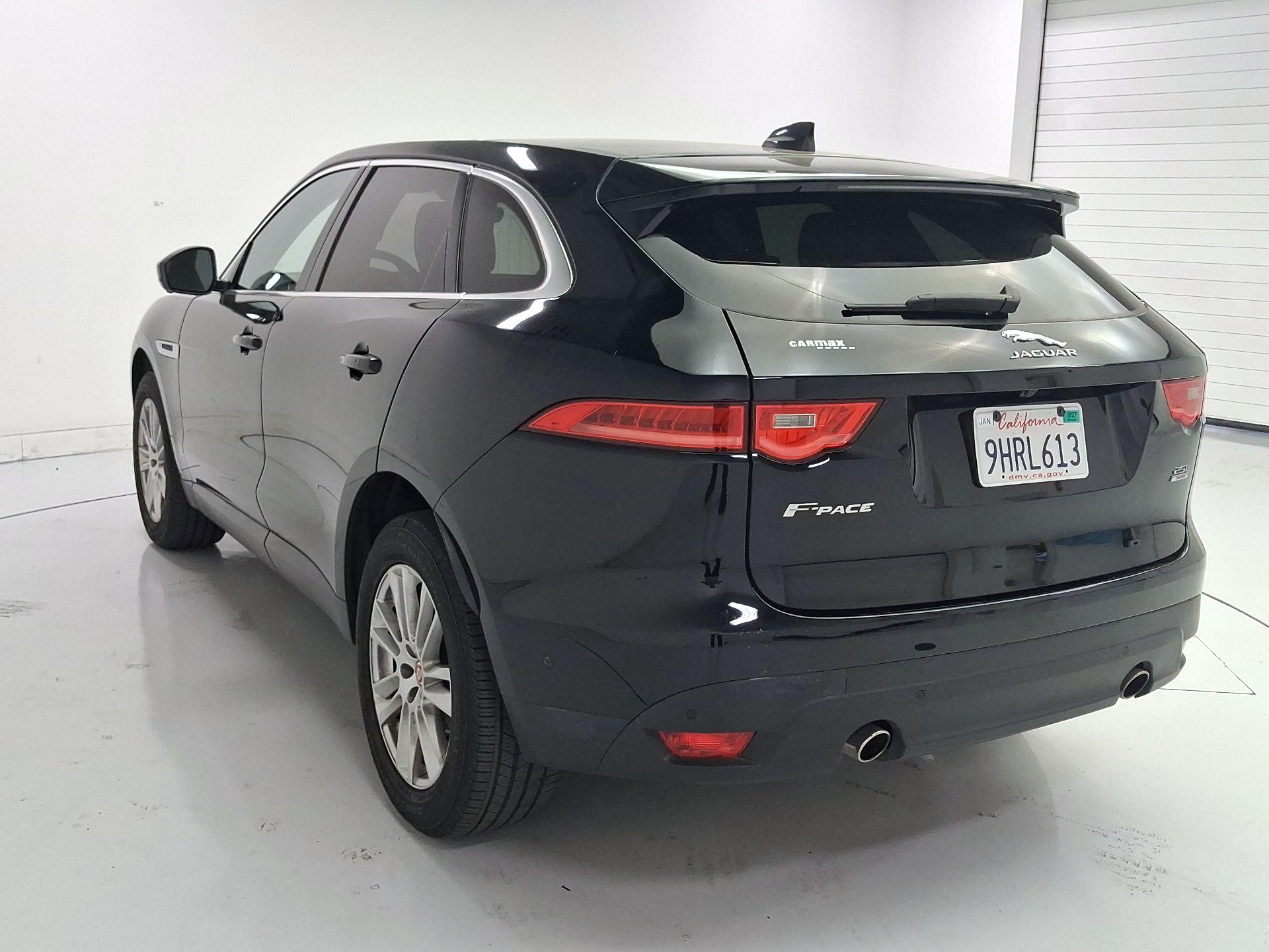 Thumbnail: 2020 Jaguar F-Pace - 7