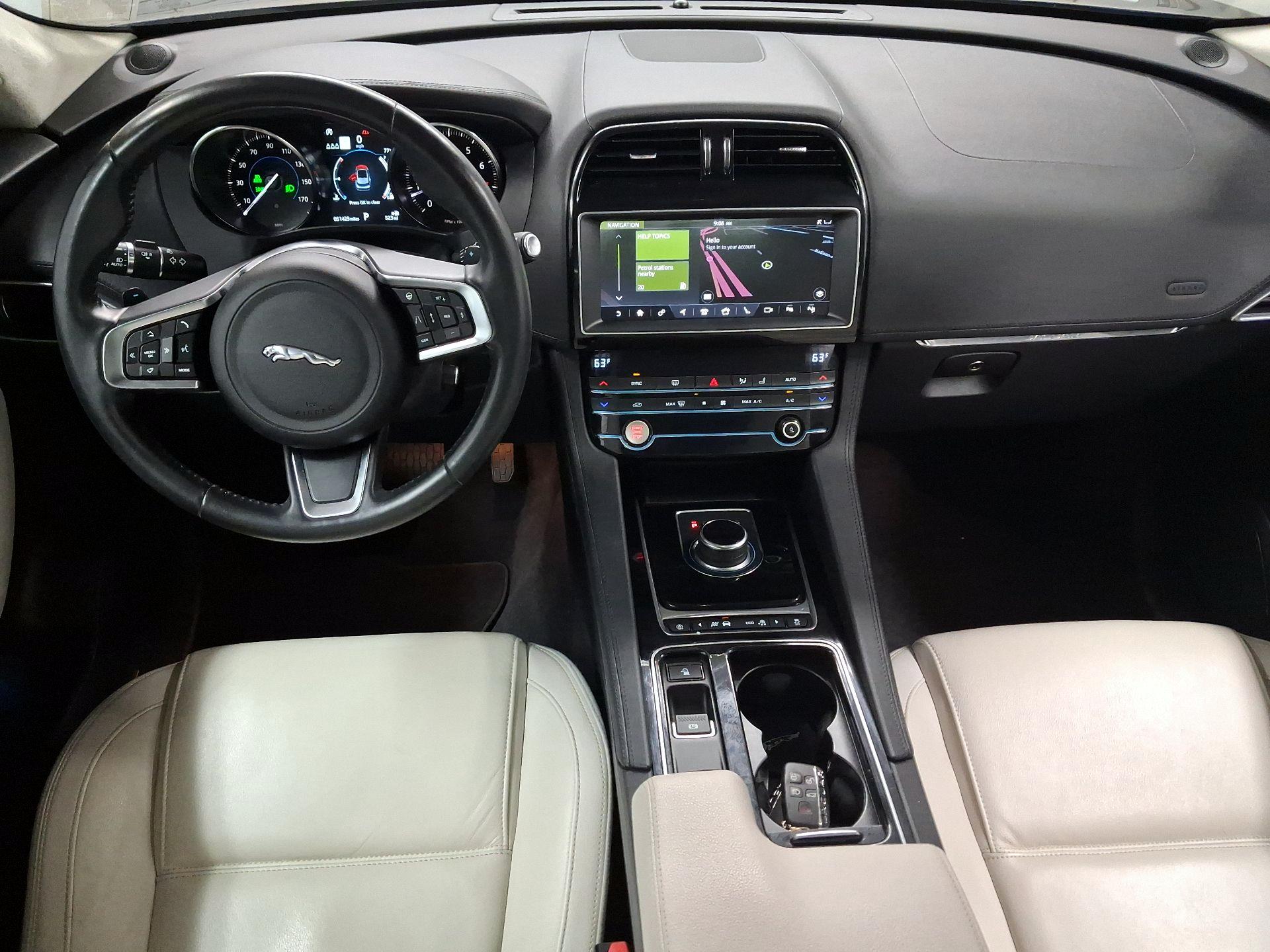 Thumbnail: 2020 Jaguar F-Pace - 8