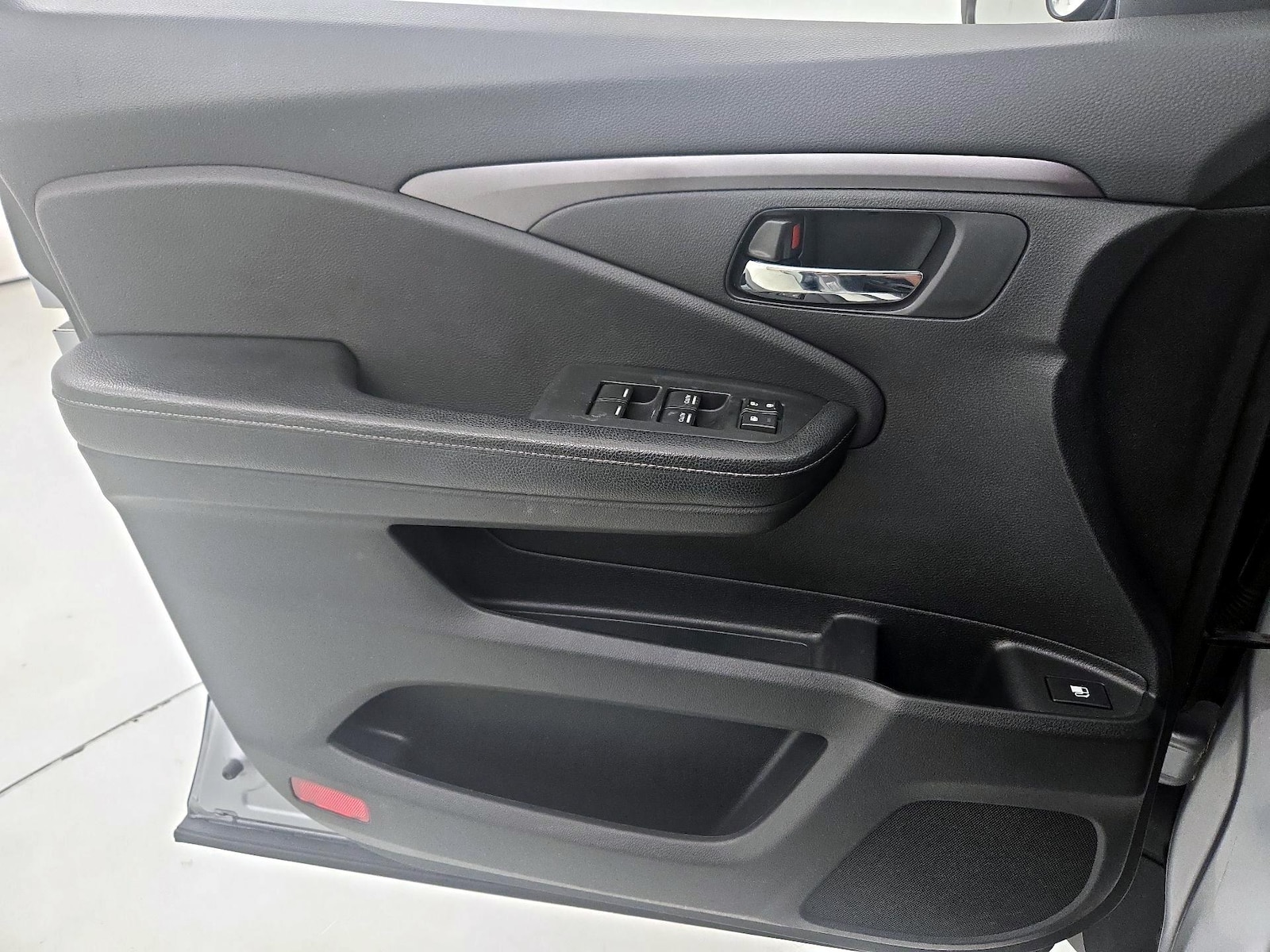 2017 Honda Ridgeline RT - Photo 13