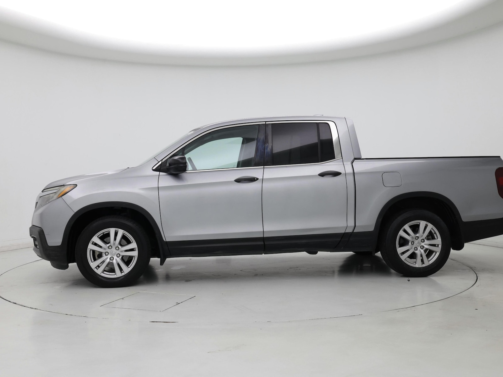 2017 Honda Ridgeline RT - Photo 4