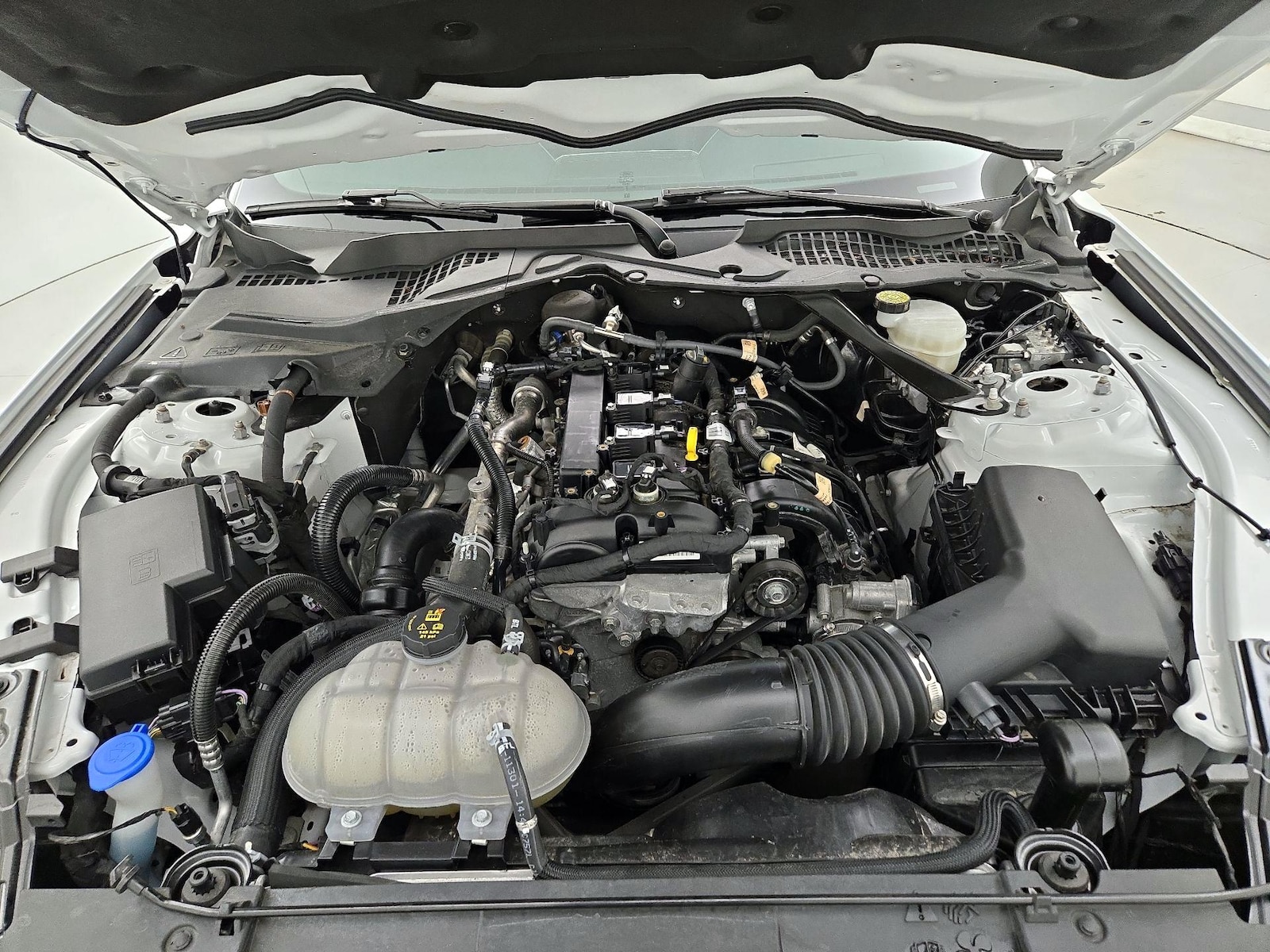 2022 Ford Mustang EcoBoost Premium - Photo 23
