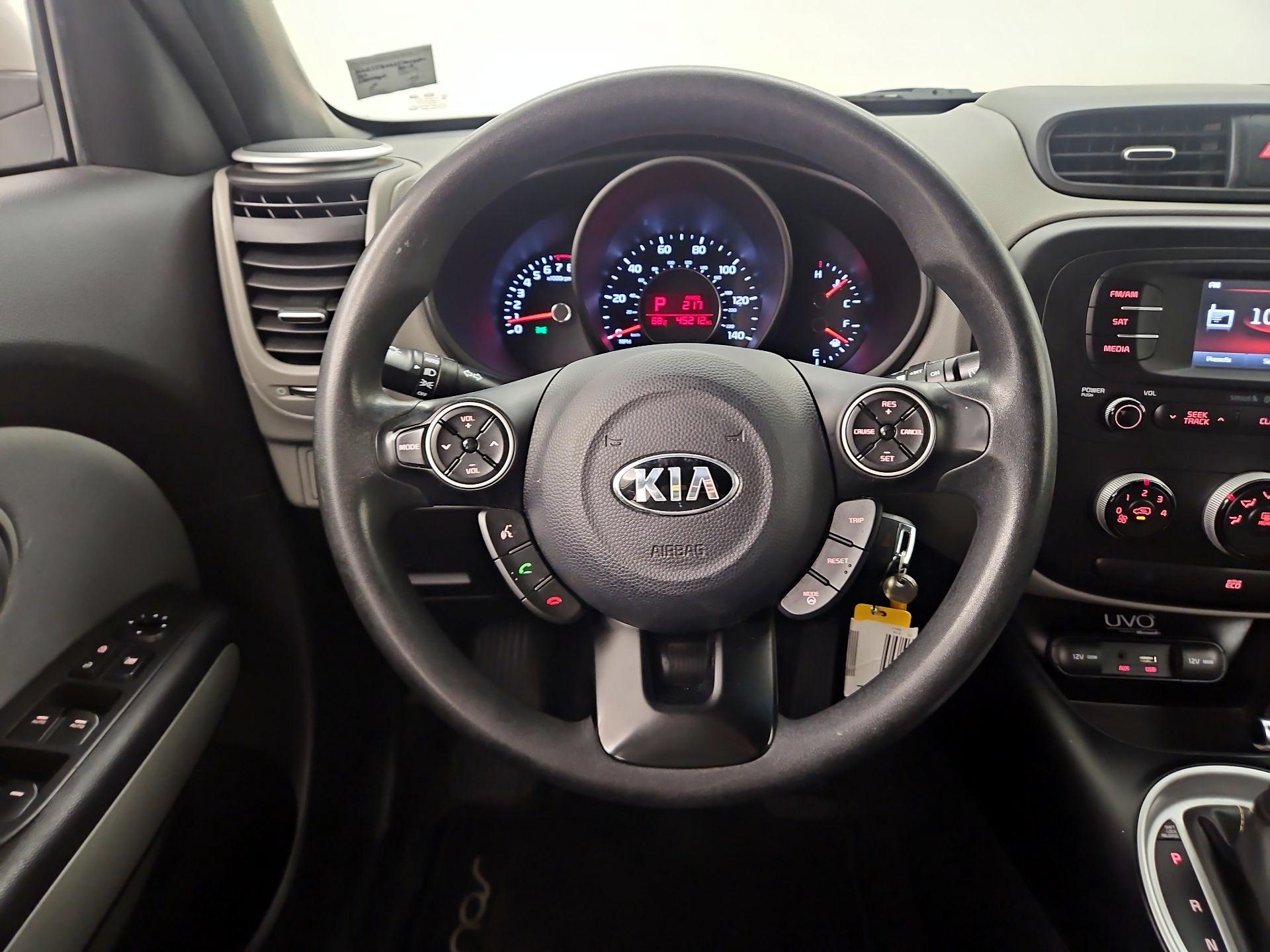 Thumbnail: 2015 Kia Soul - 10