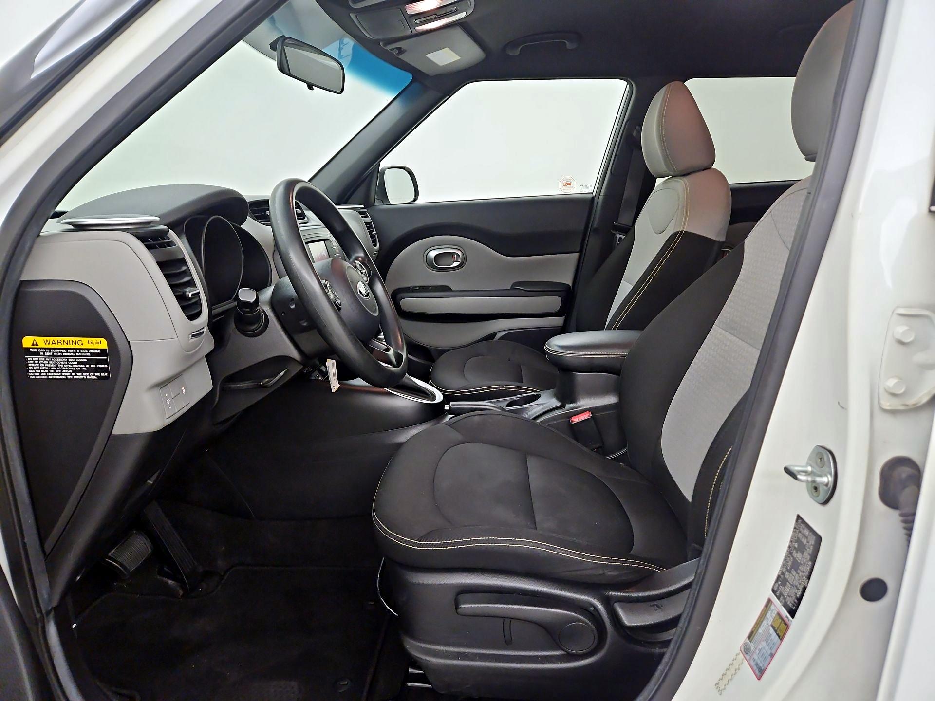 Thumbnail: 2015 Kia Soul - 11