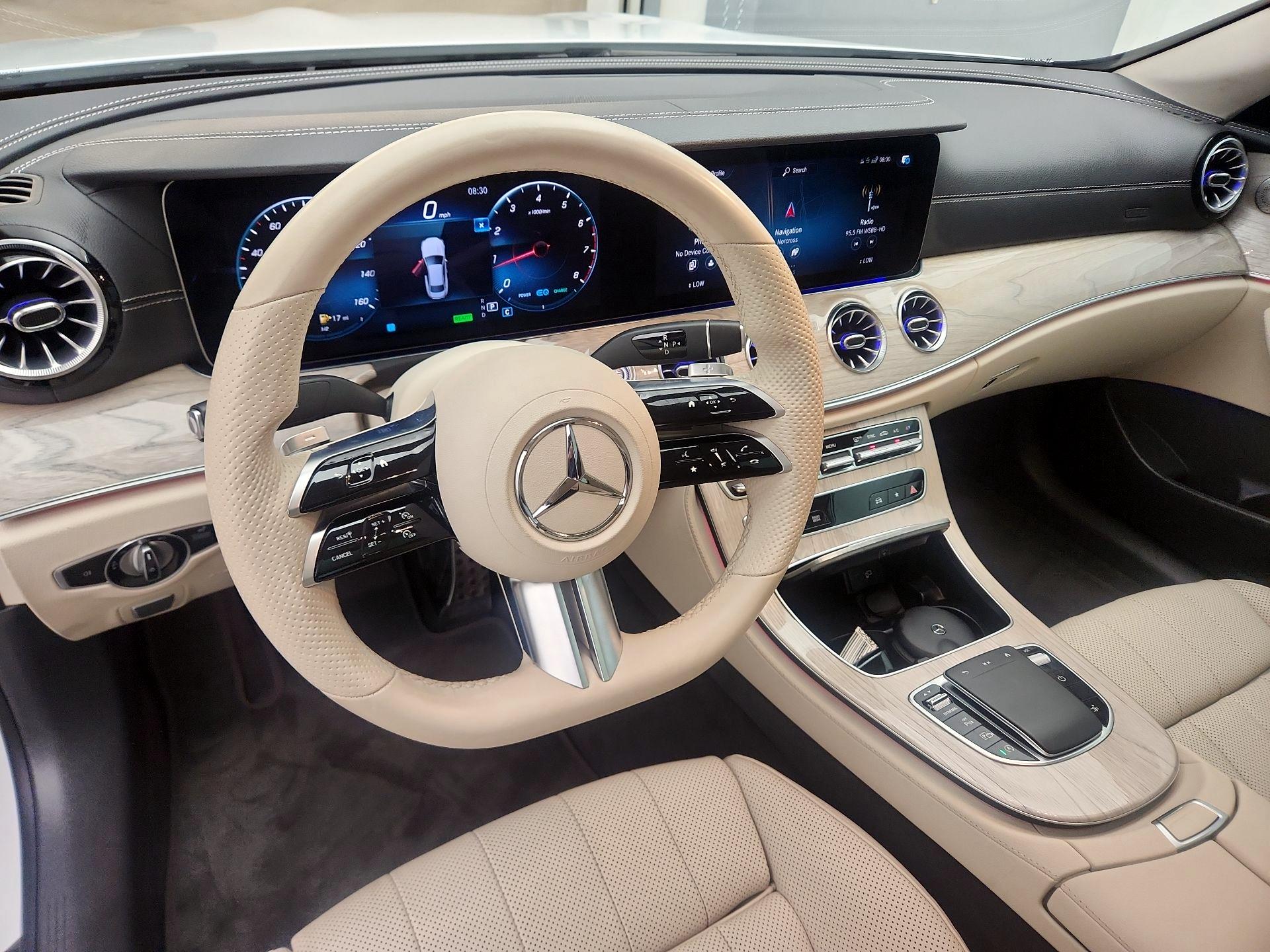 Thumbnail: 2022 Mercedes-Benz E-Class - 9