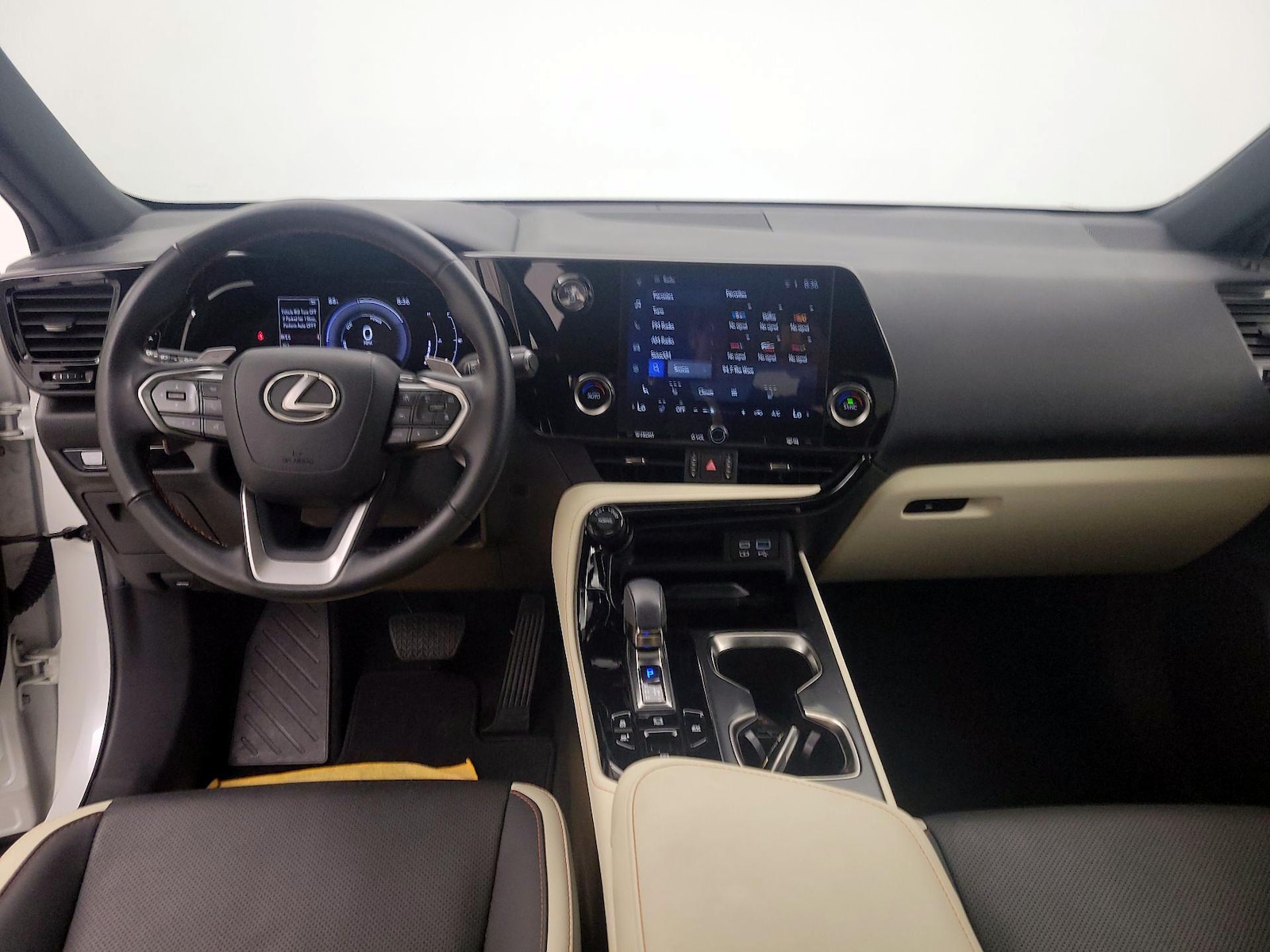 Apple CarPlay® & Android Auto™