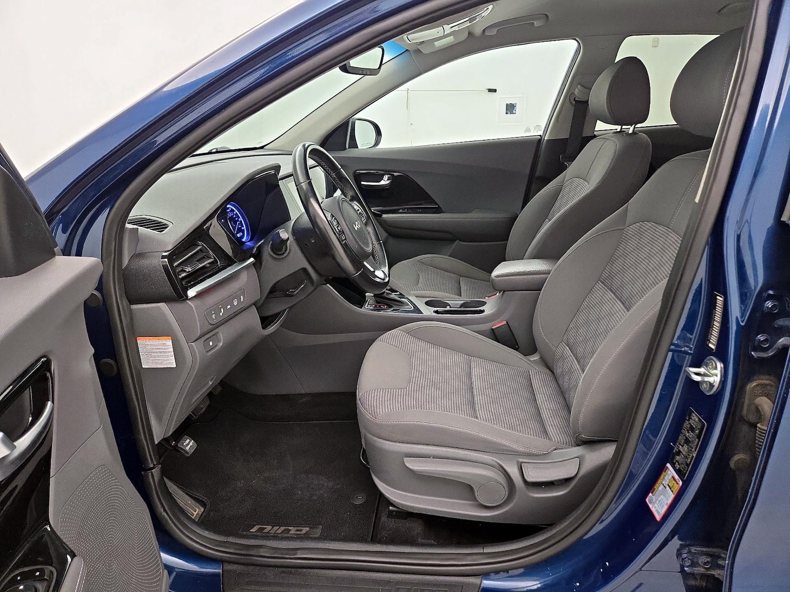 2022 Kia Niro LXS - Photo 12