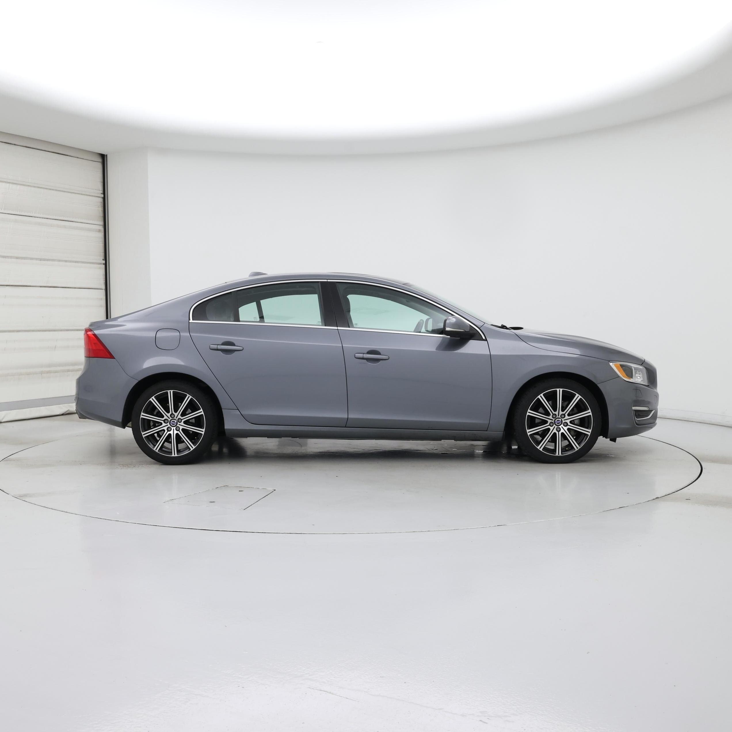 Thumbnail: 2016 Volvo S60 - 7