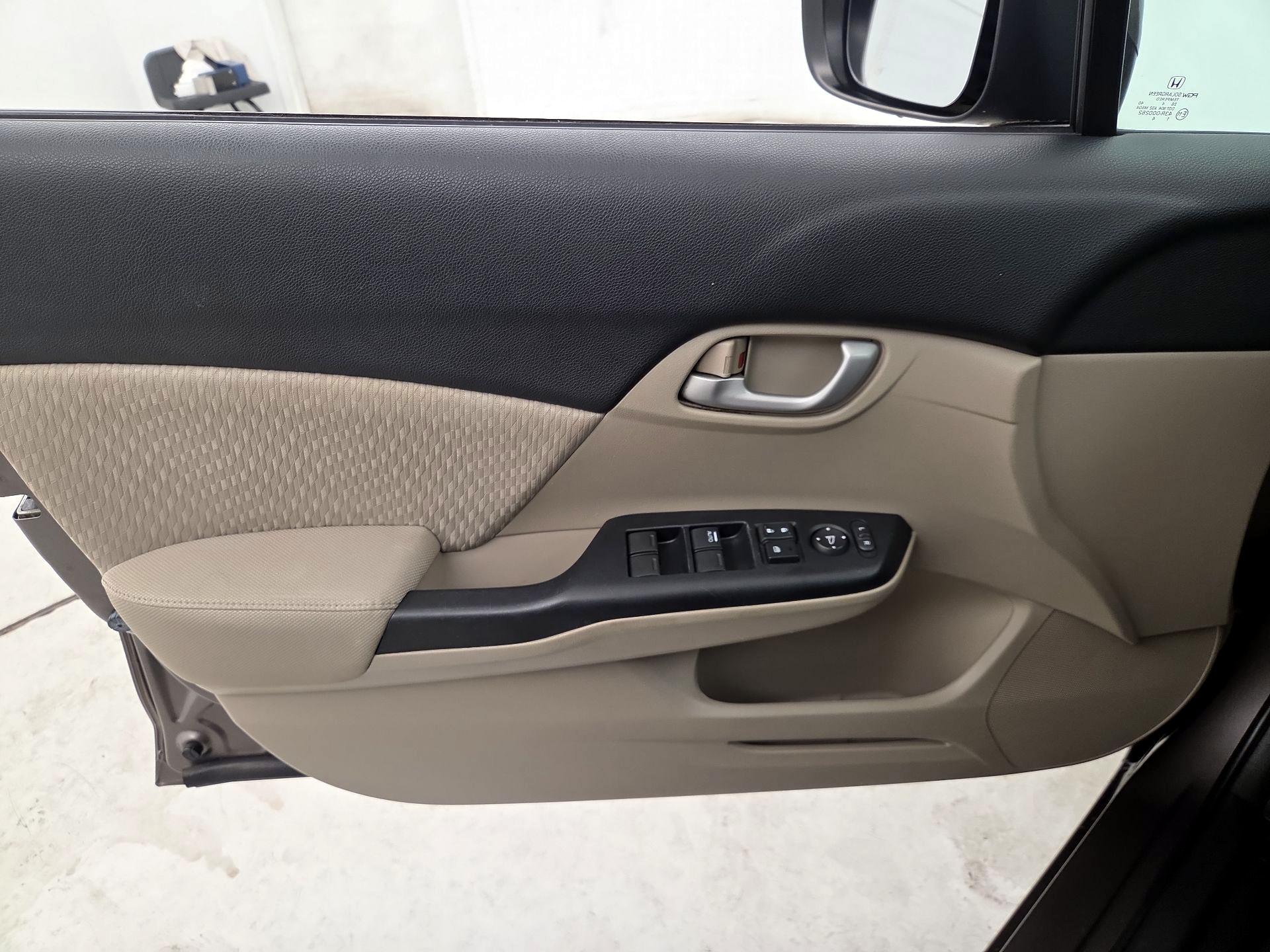 Thumbnail: 2014 Honda Civic - 12