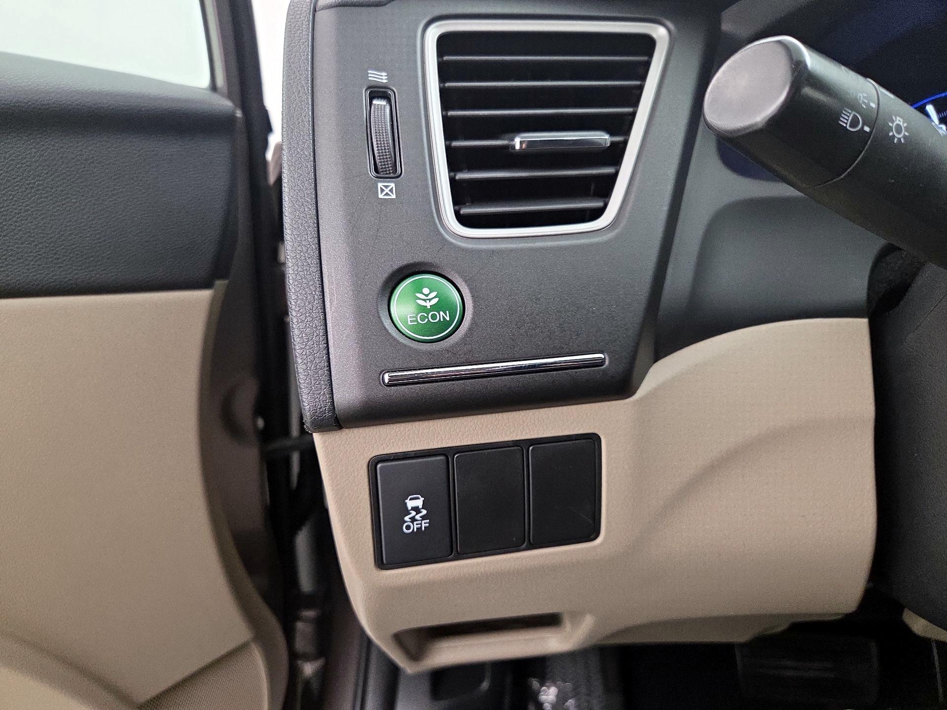 Thumbnail: 2014 Honda Civic - 13