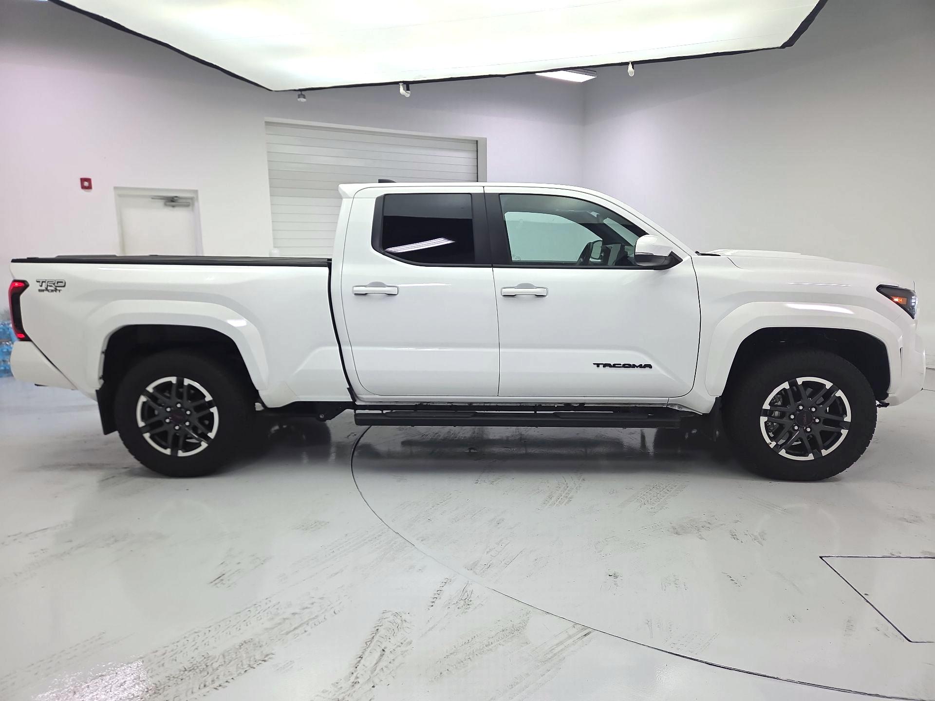 Thumbnail: 2024 Toyota Tacoma - 4