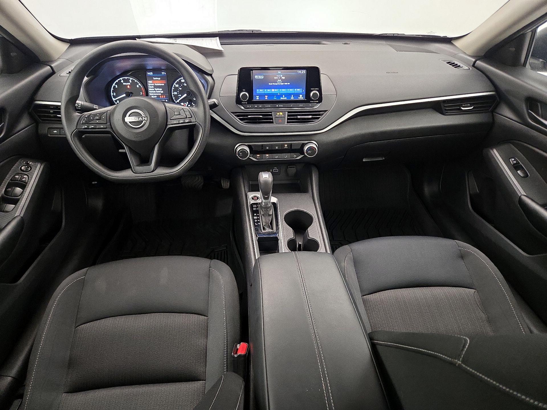 Thumbnail: 2024 Nissan Altima - 9