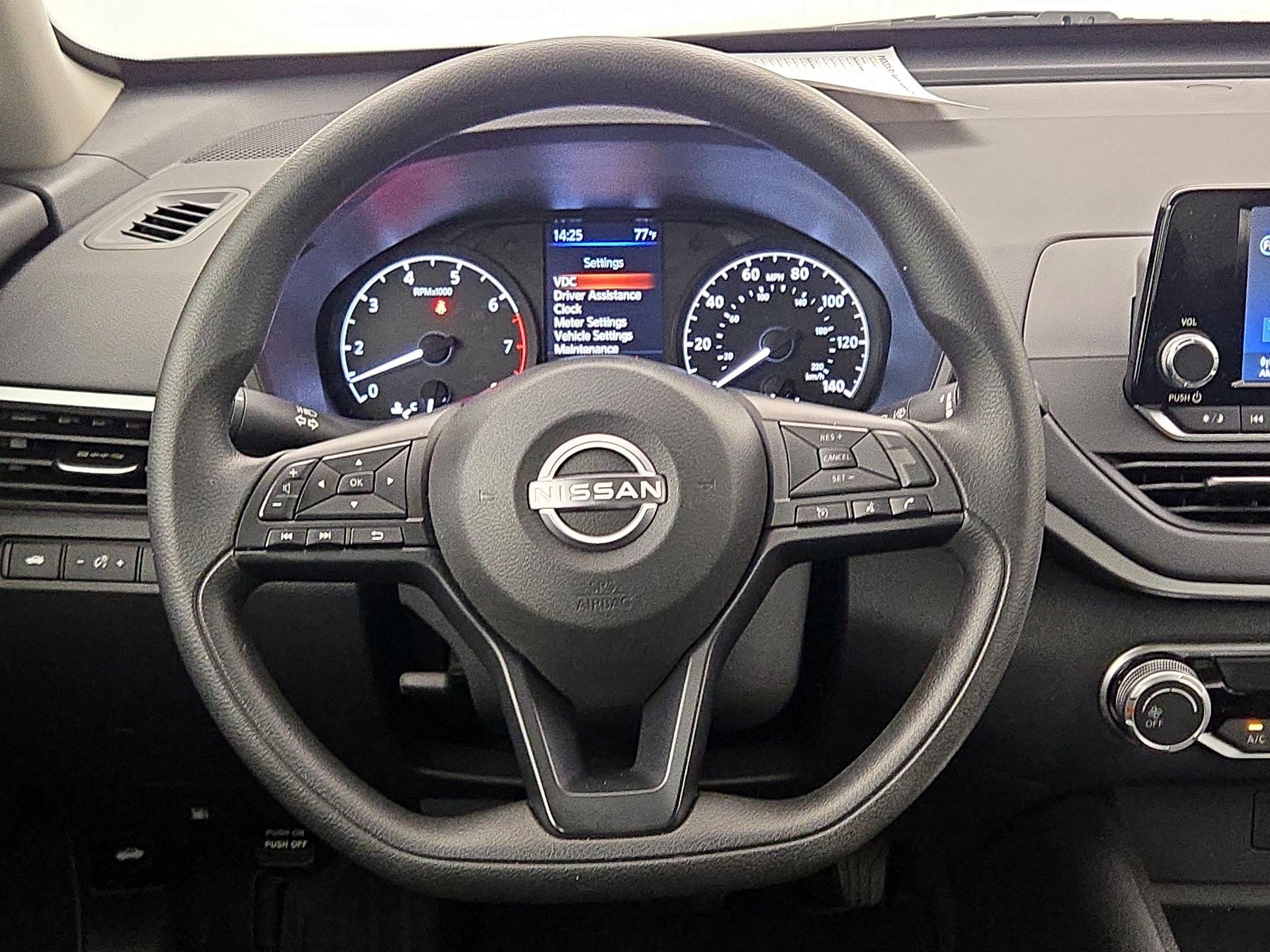 Thumbnail: 2024 Nissan Altima - 10