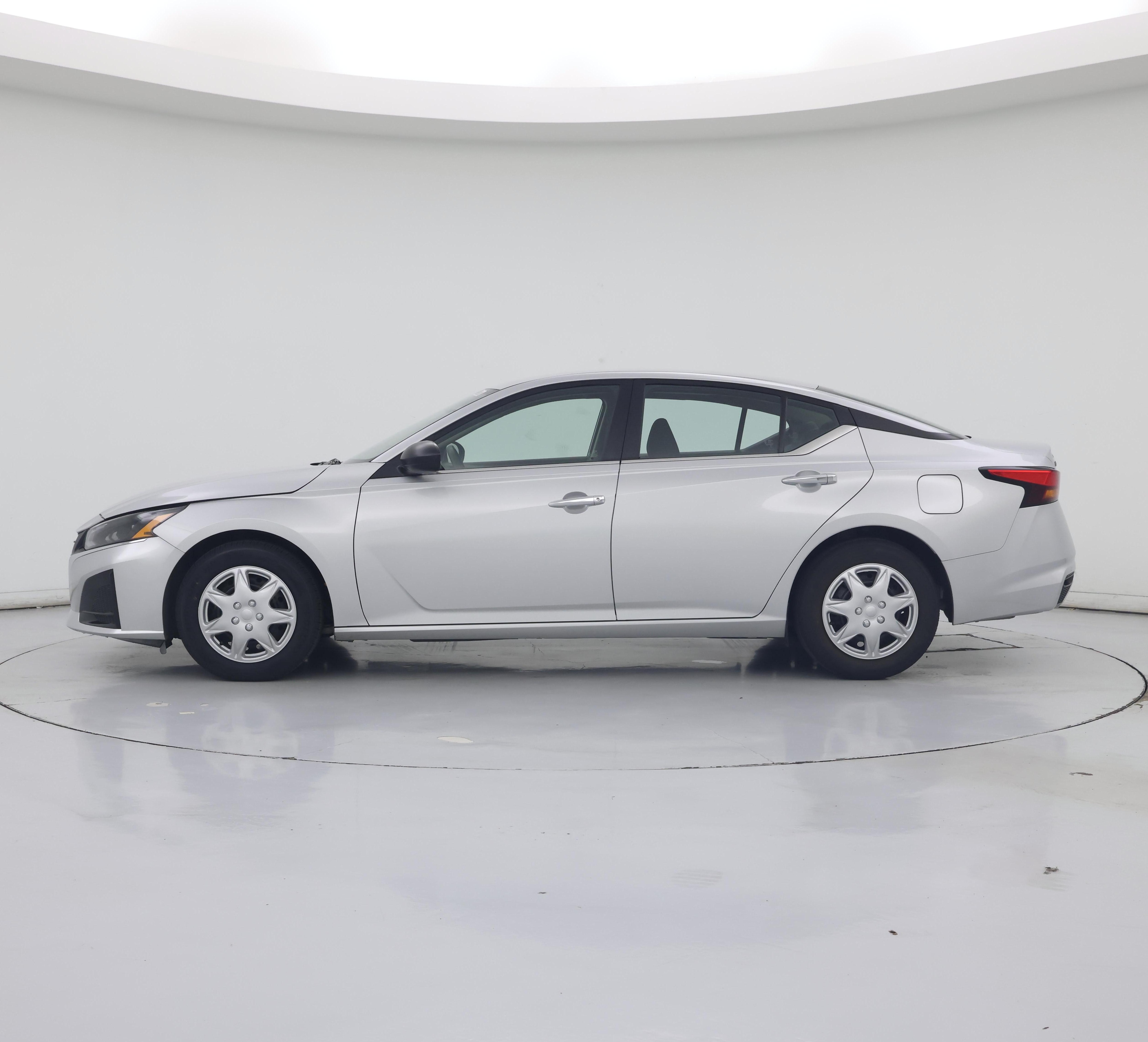 Thumbnail: 2024 Nissan Altima - 3