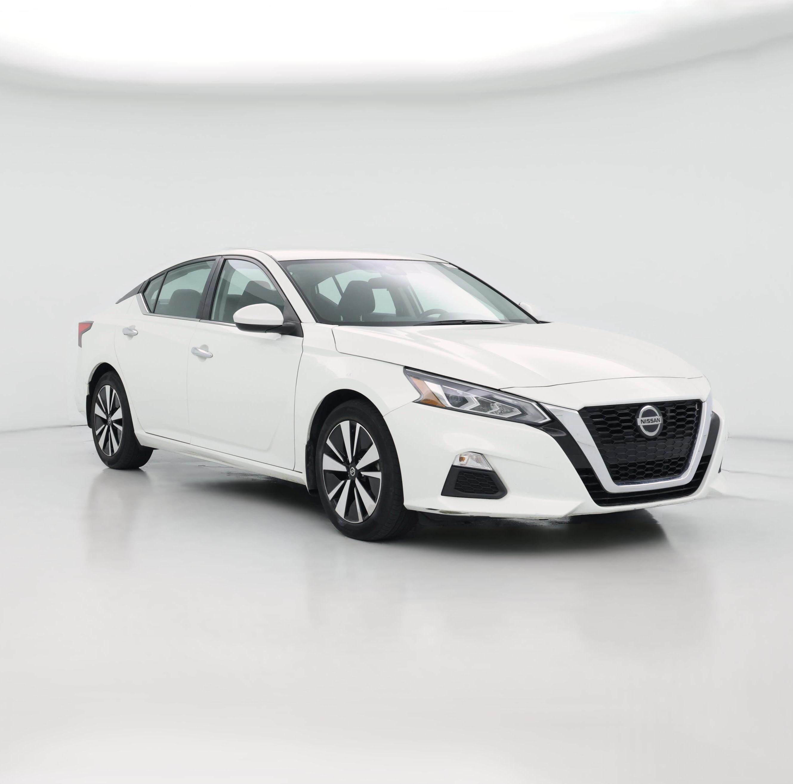 Thumbnail: 2022 Nissan Altima - 1