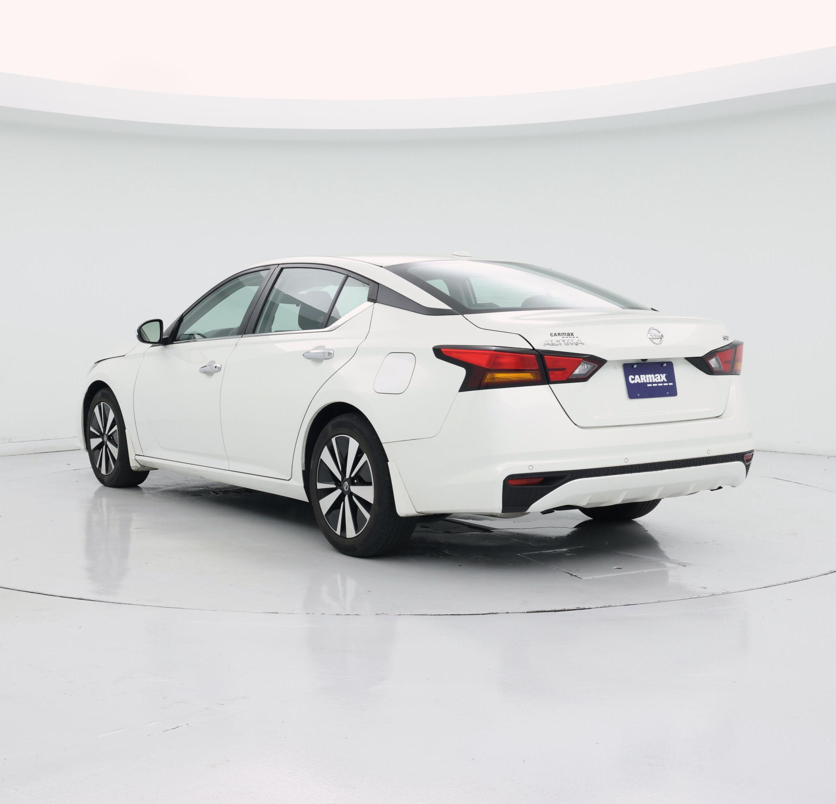 Thumbnail: 2022 Nissan Altima - 2
