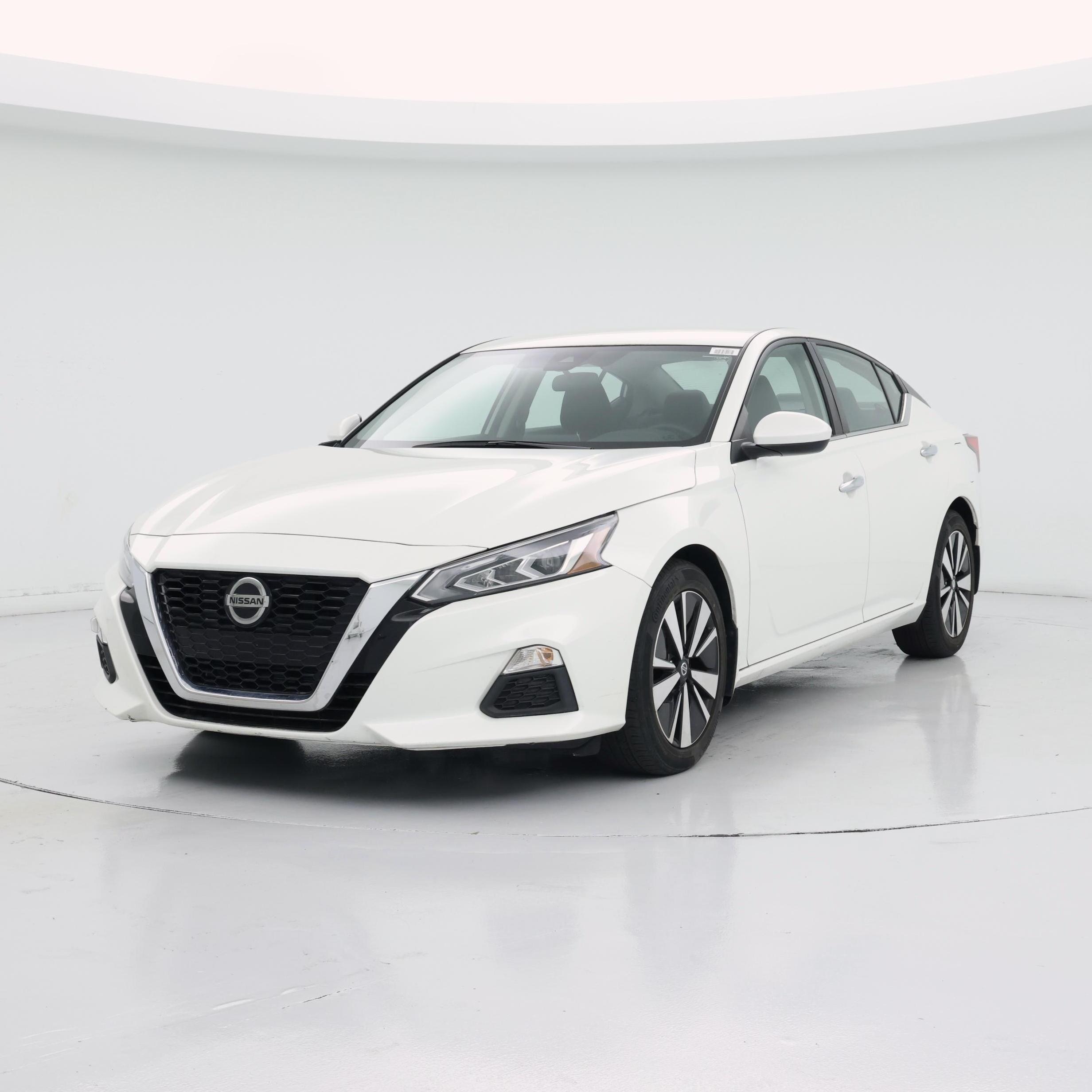 Thumbnail: 2022 Nissan Altima - 4