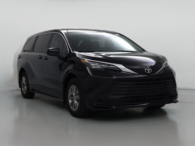 2026 Toyota Sienna LE