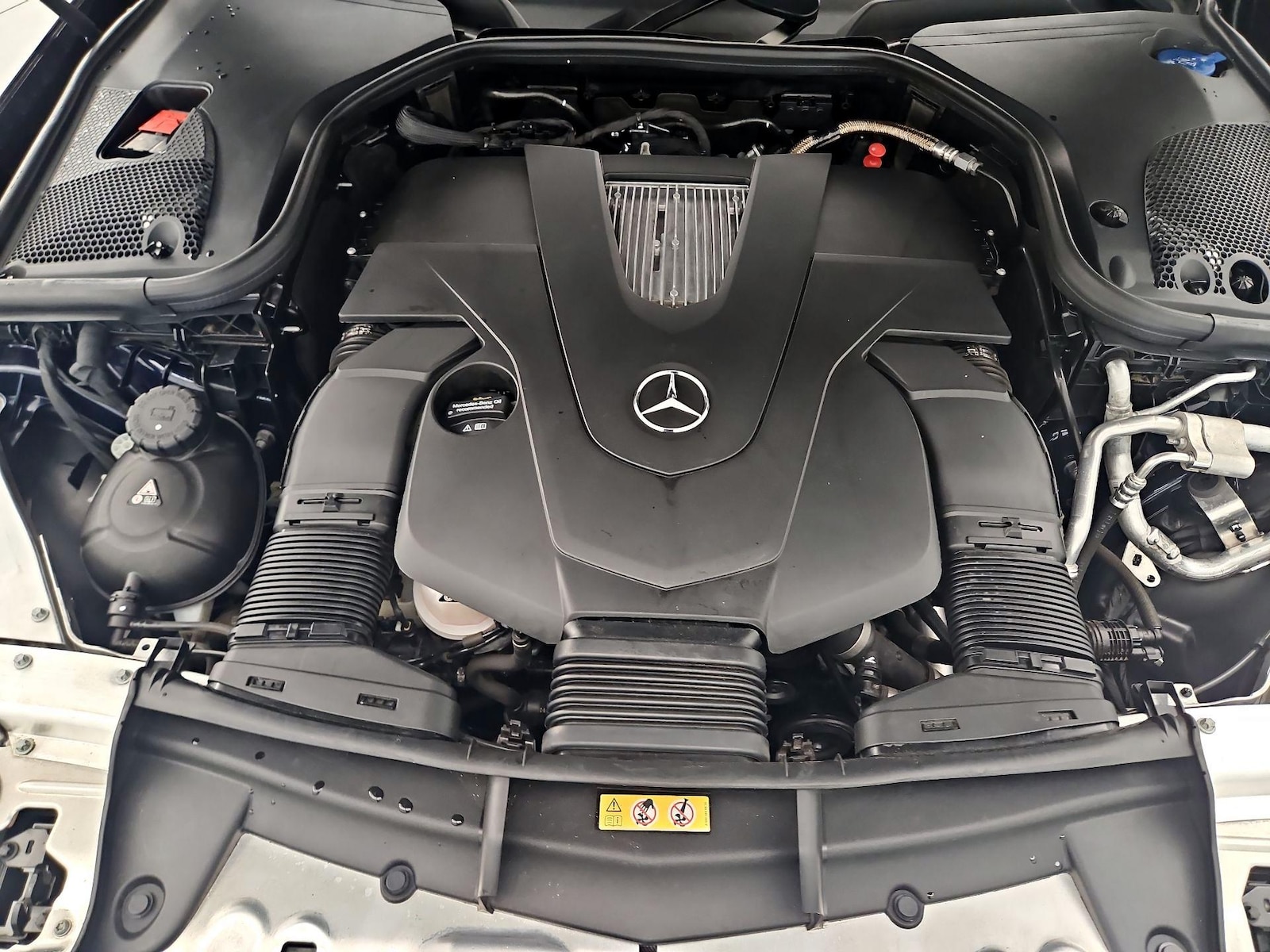 2019 Mercedes-Benz E-Class E450 - Photo 23