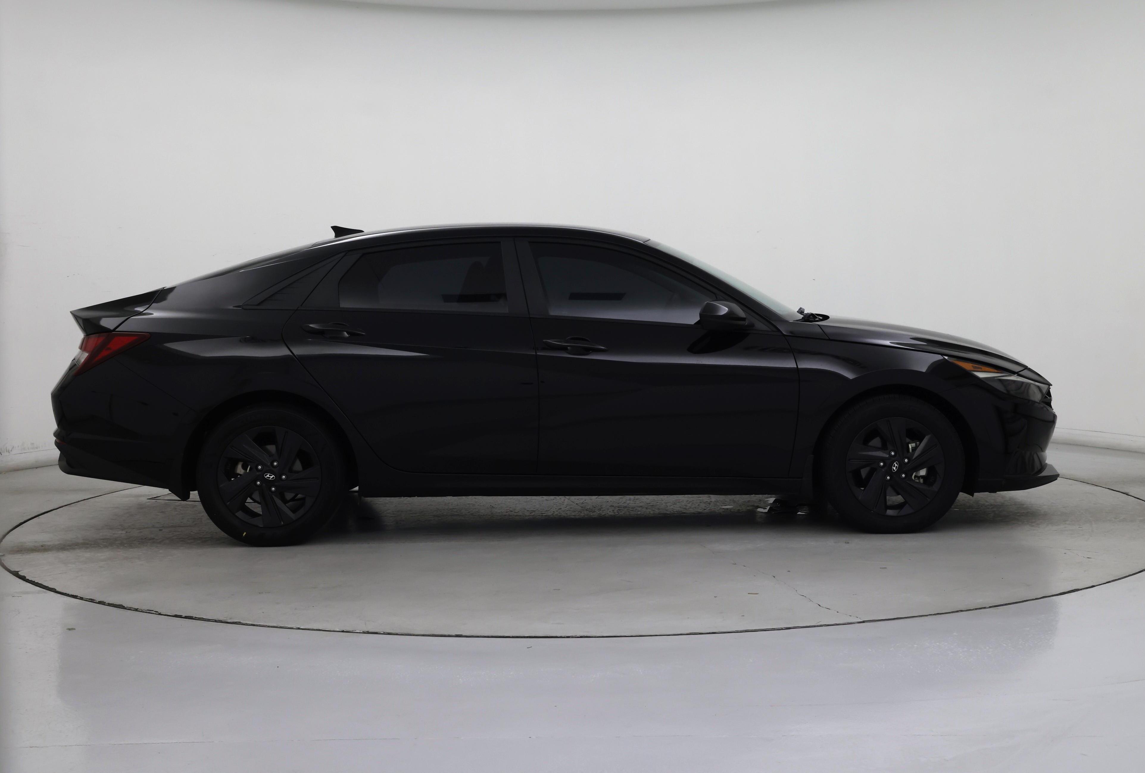 Thumbnail: 2023 Hyundai Elantra - 7