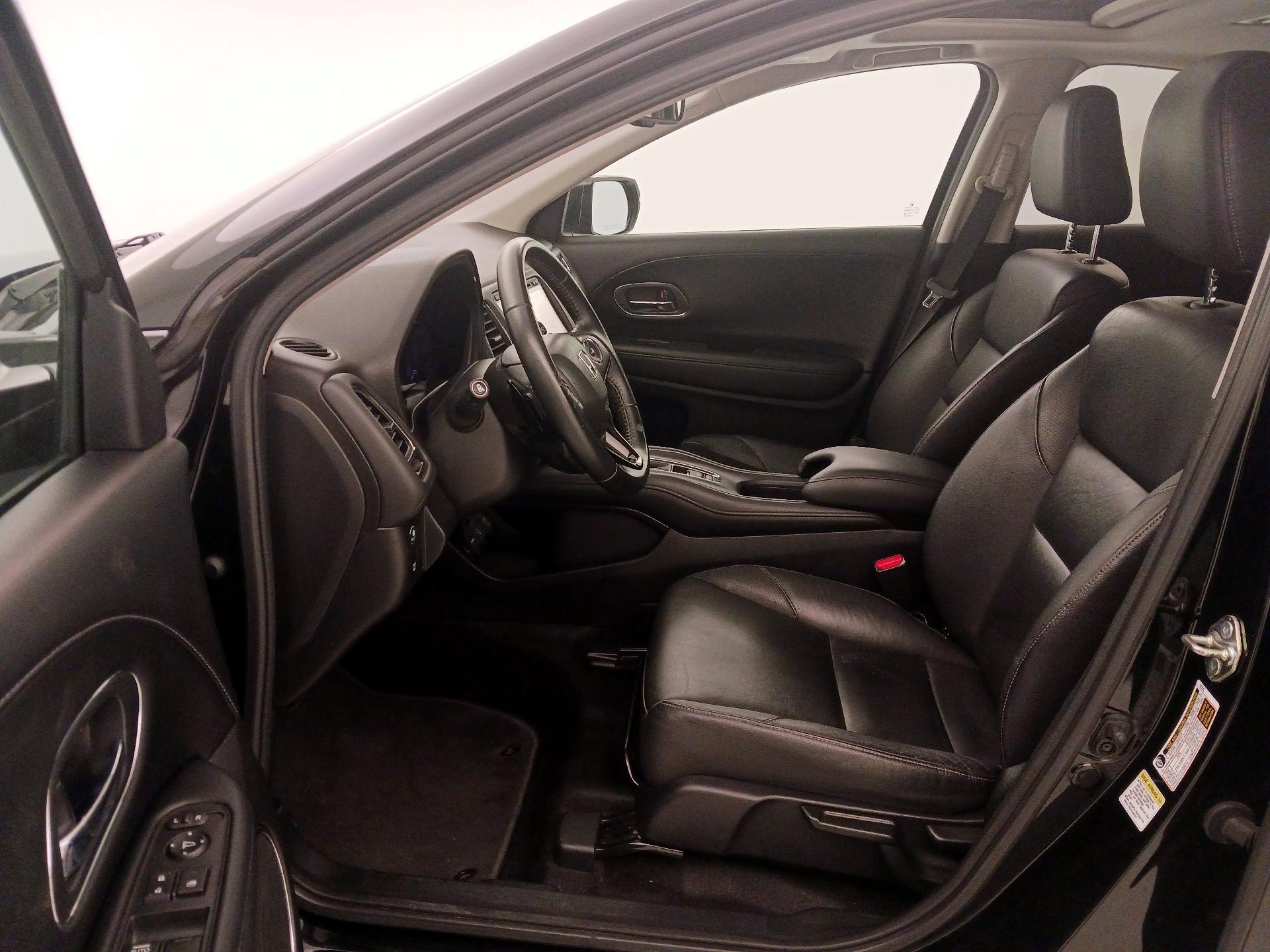 Thumbnail: 2016 Honda HR-V - 11
