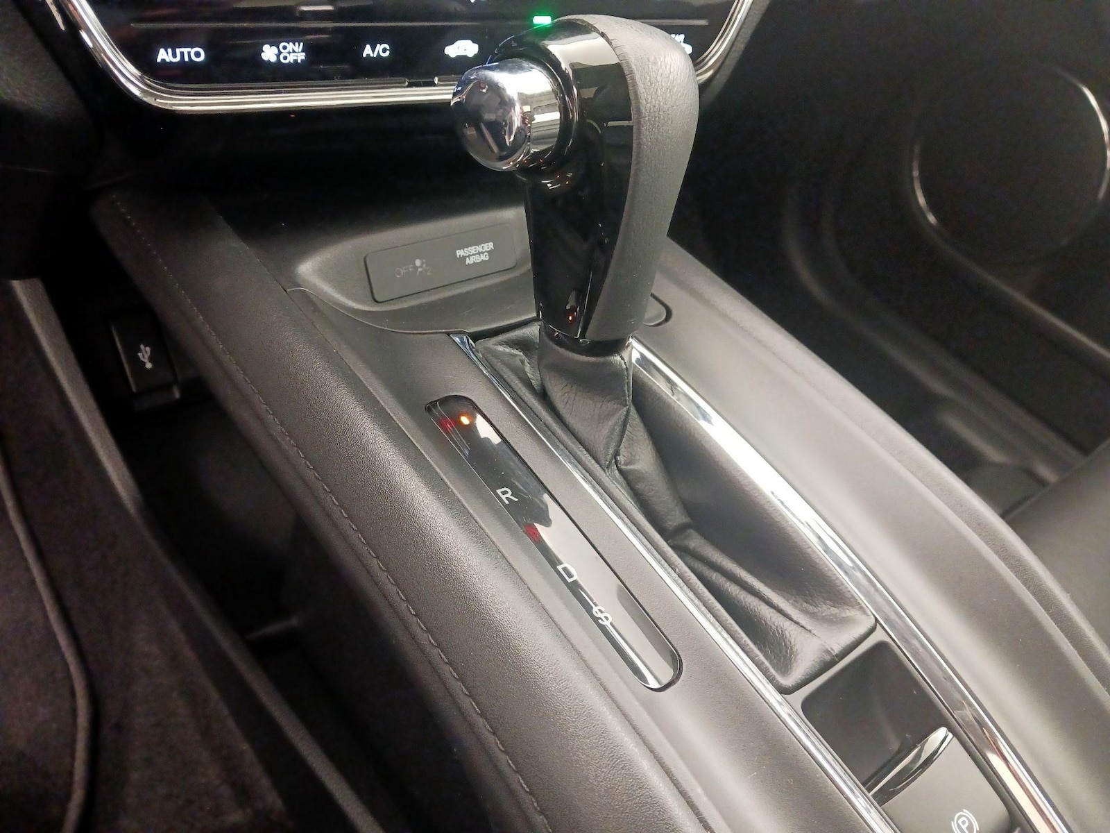2016 Honda HR-V EX-L - Photo 19