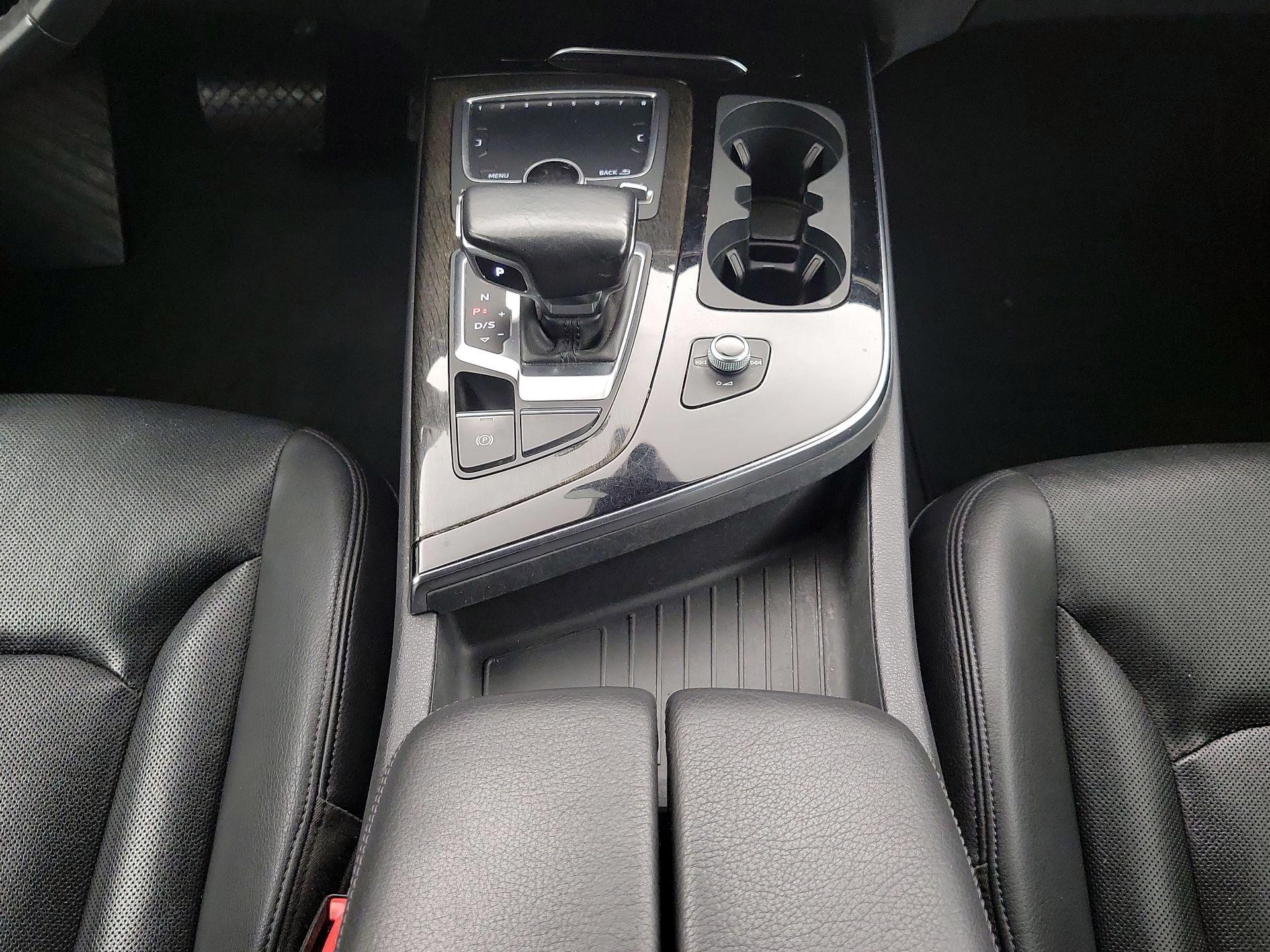 Thumbnail: 2018 Audi Q7 - 18