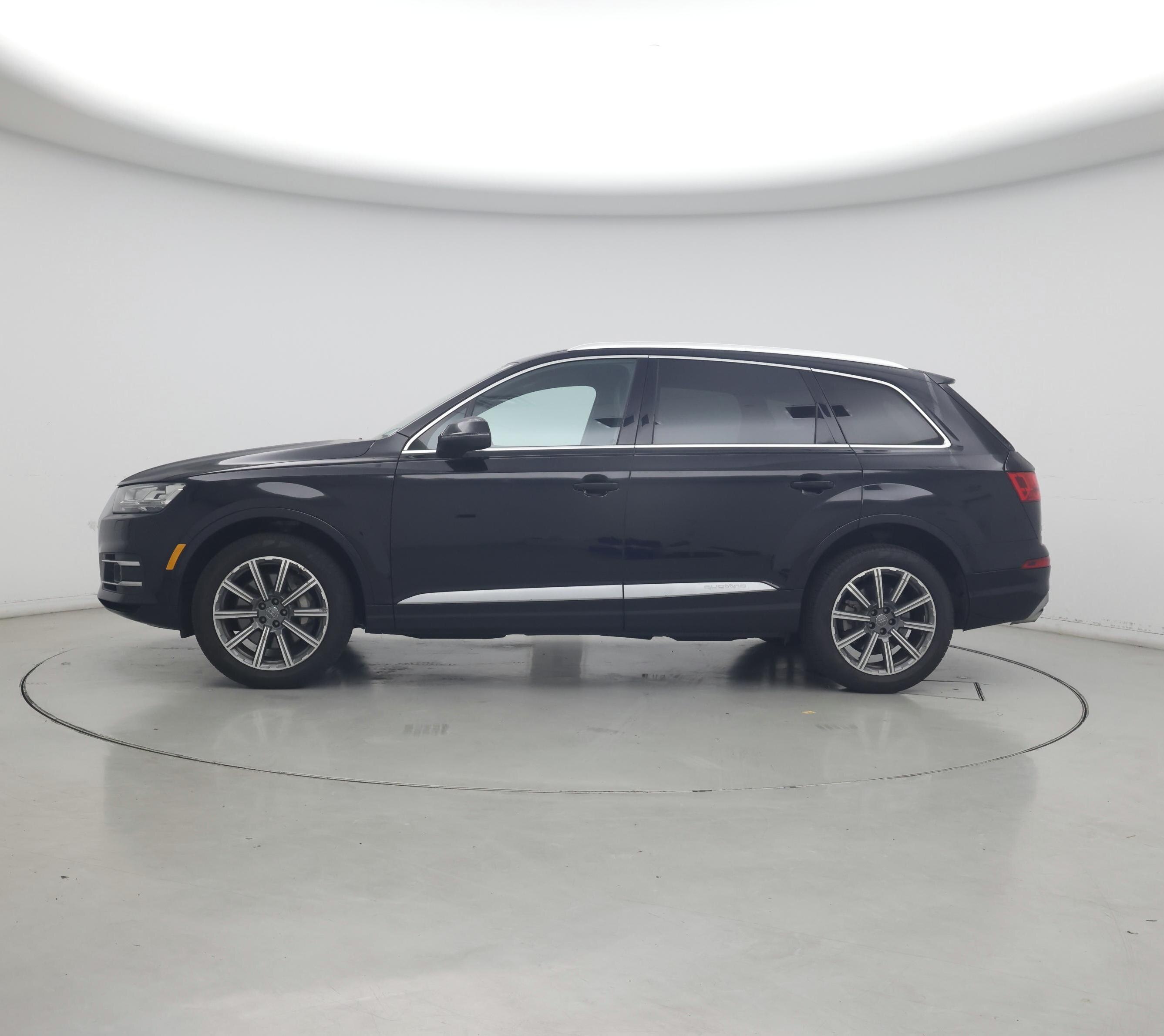 Thumbnail: 2018 Audi Q7 - 3