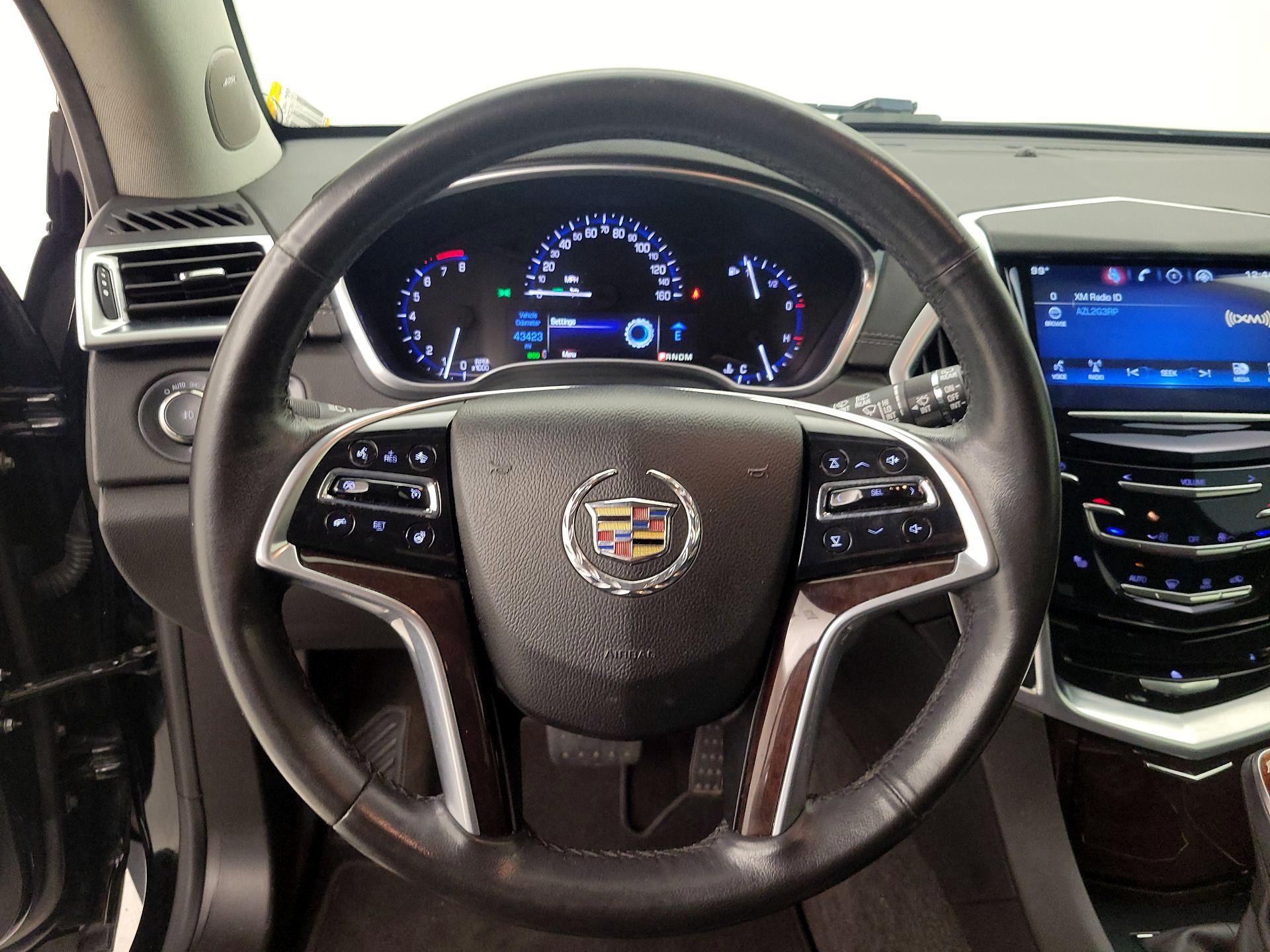 Thumbnail: 2016 Cadillac SRX - 10