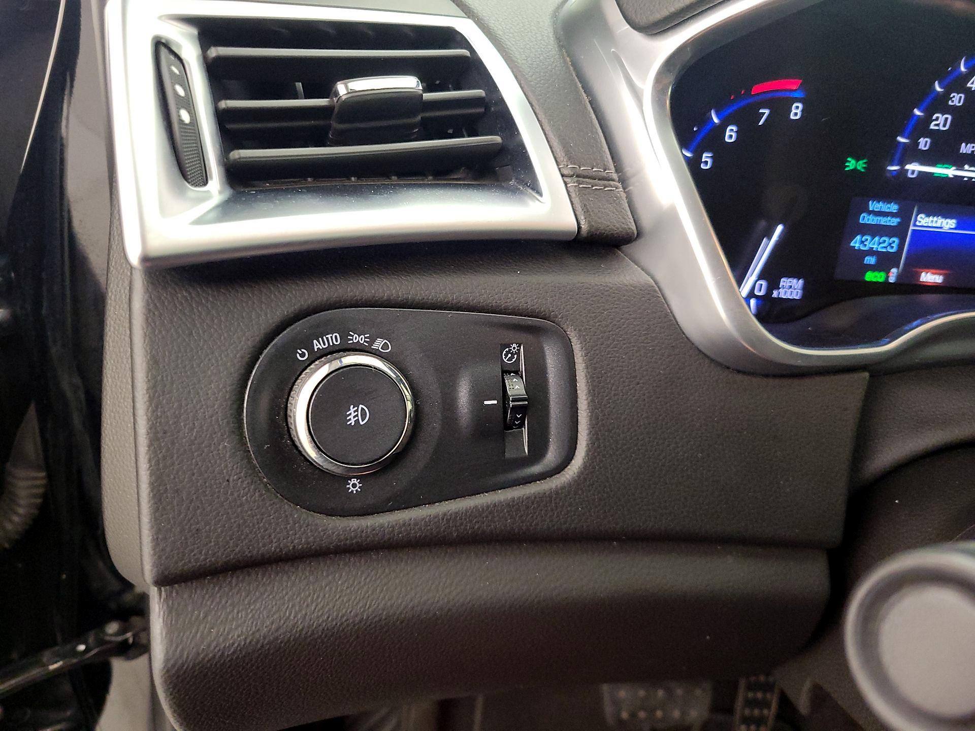 Thumbnail: 2016 Cadillac SRX - 13