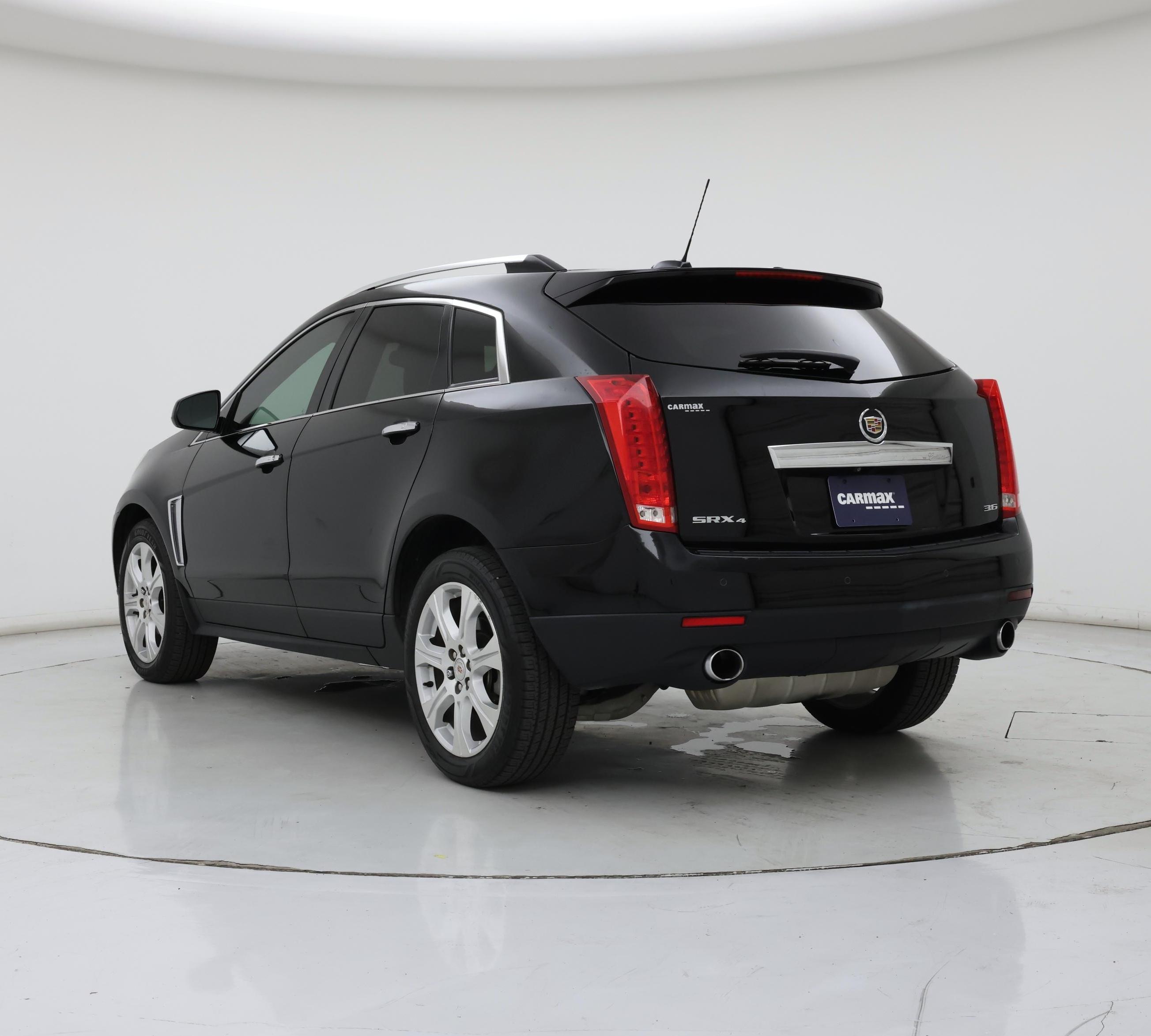 Thumbnail: 2016 Cadillac SRX - 2