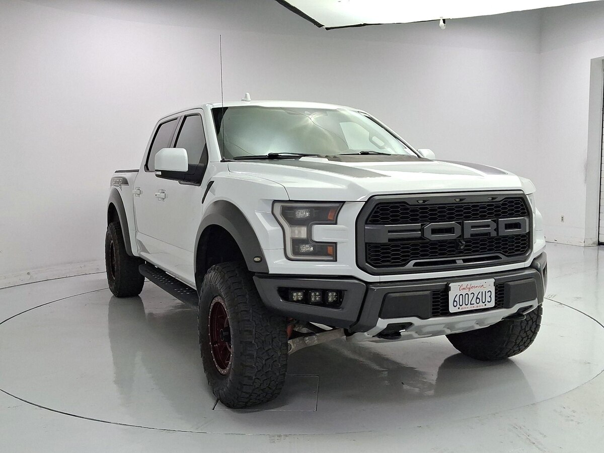Featured vehicle