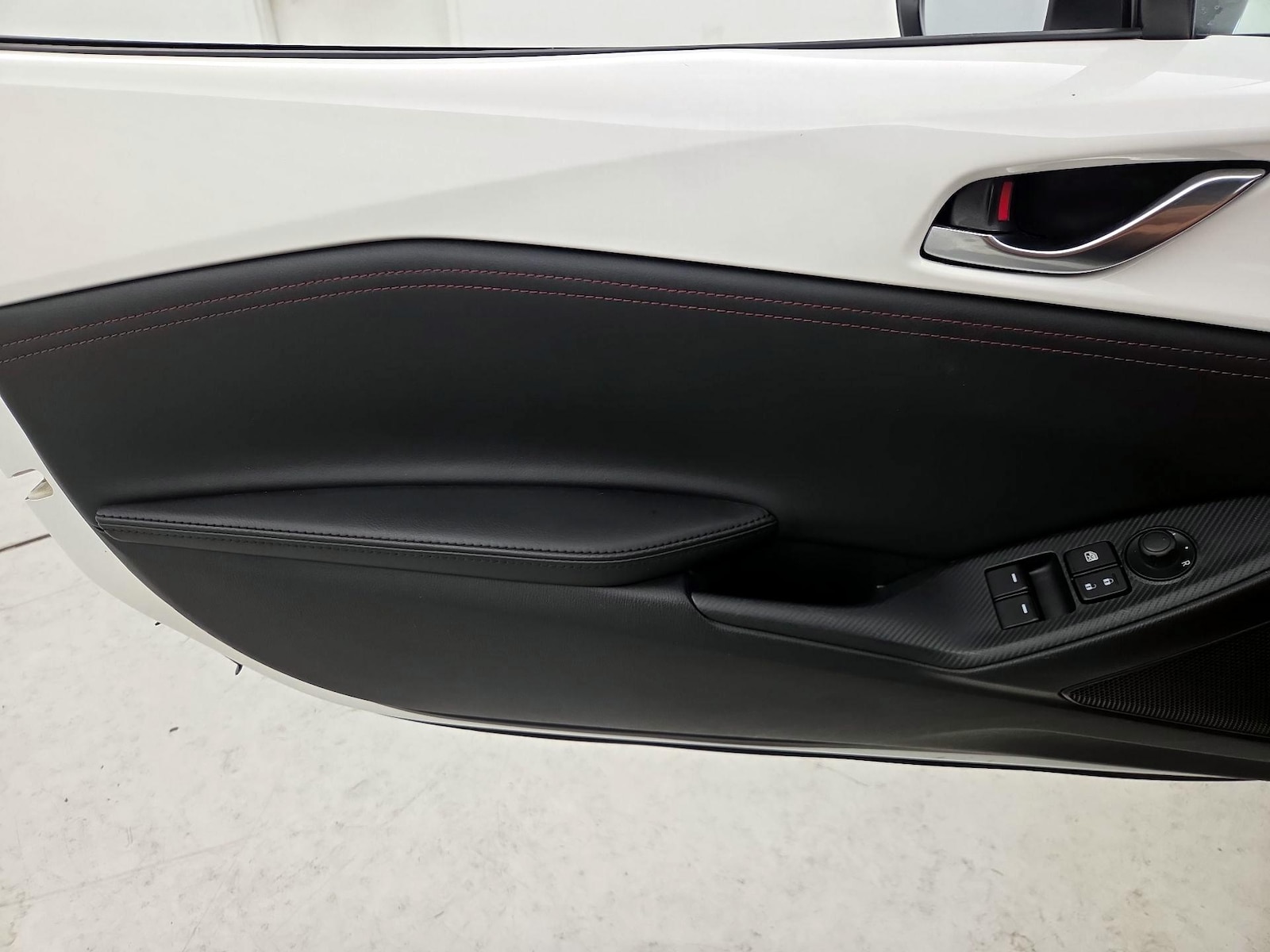 2016 Mazda MX-5 Miata Club - Photo 13