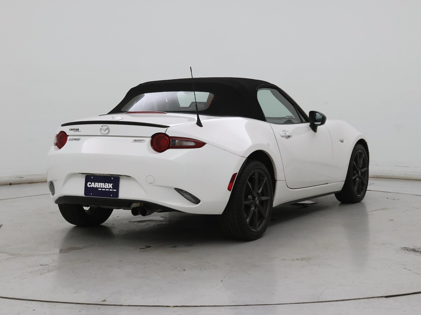 2016 Mazda MX-5 Miata Club - Photo 9