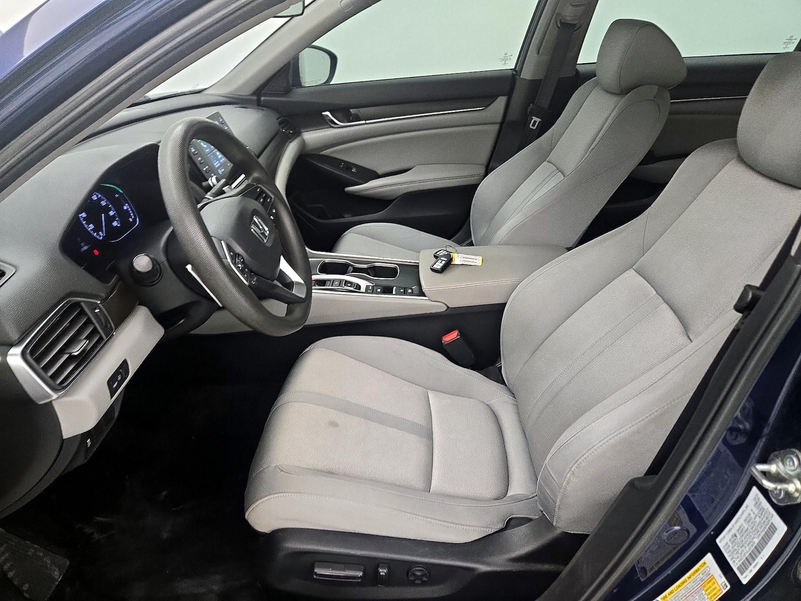 2020 Honda Accord Hybrid EX - Photo 12