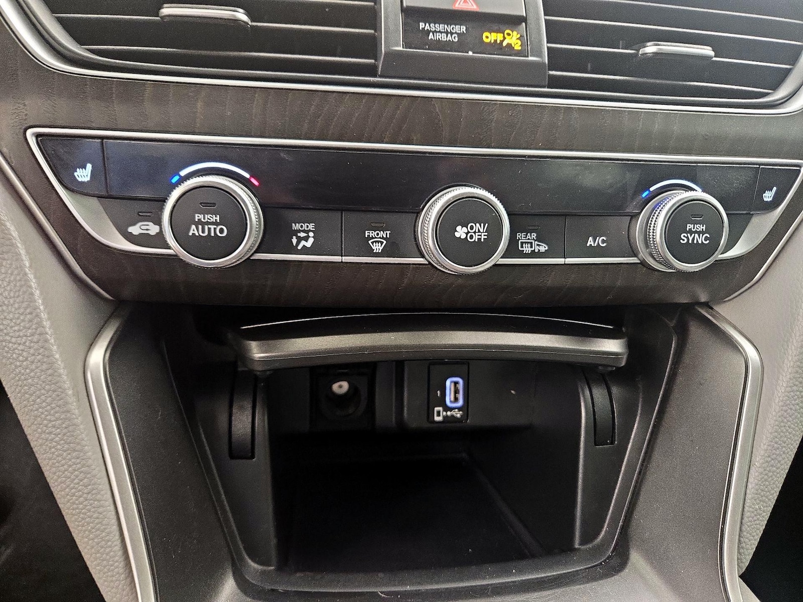 2020 Honda Accord Hybrid EX - Photo 17