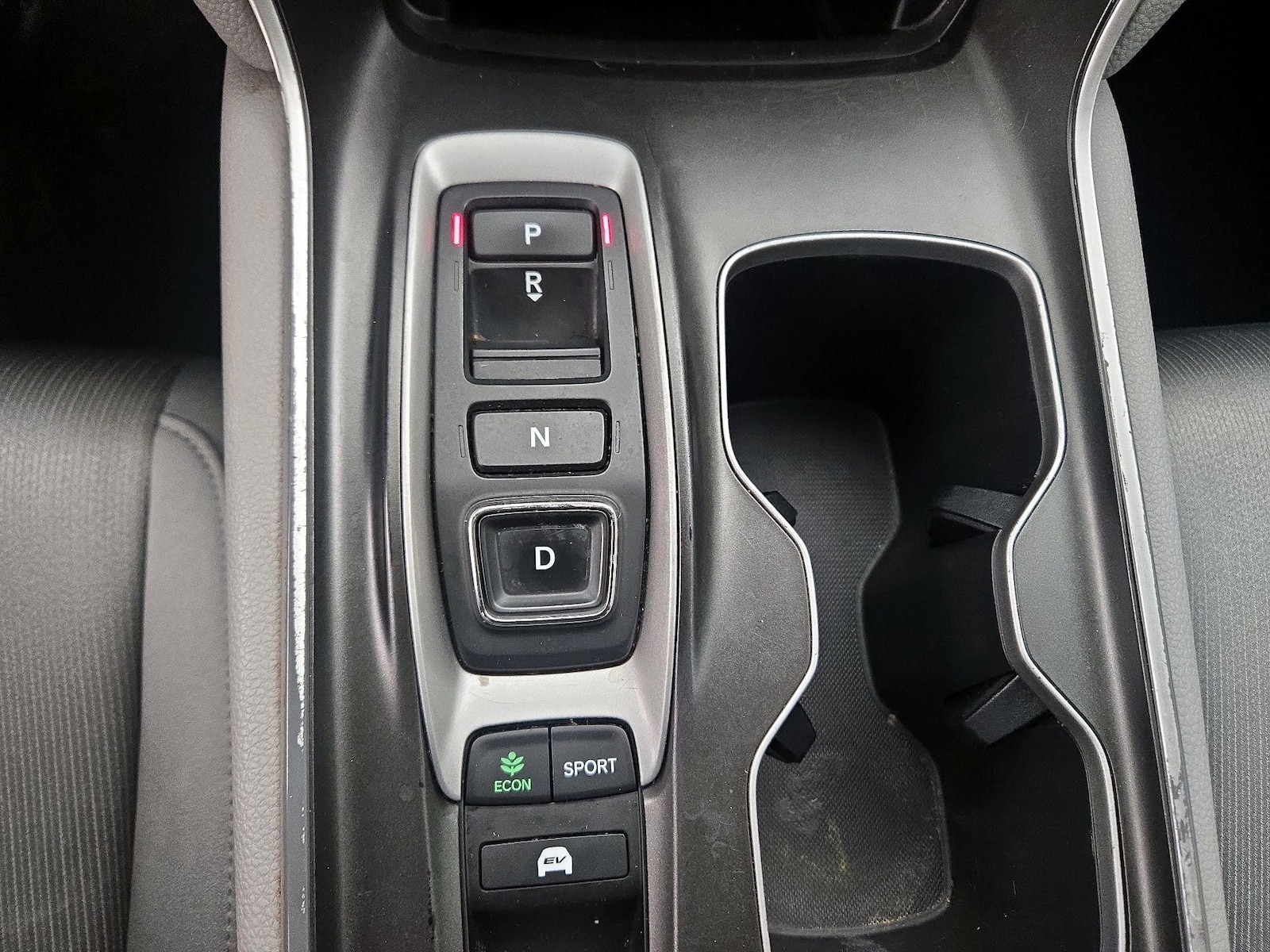 2020 Honda Accord Hybrid EX - Photo 18