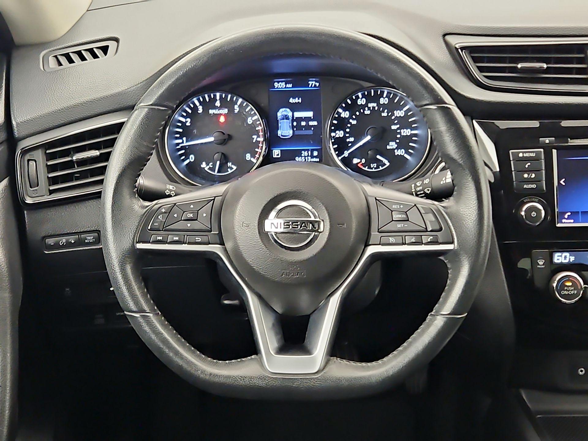 Thumbnail: 2018 Nissan Rogue - 10