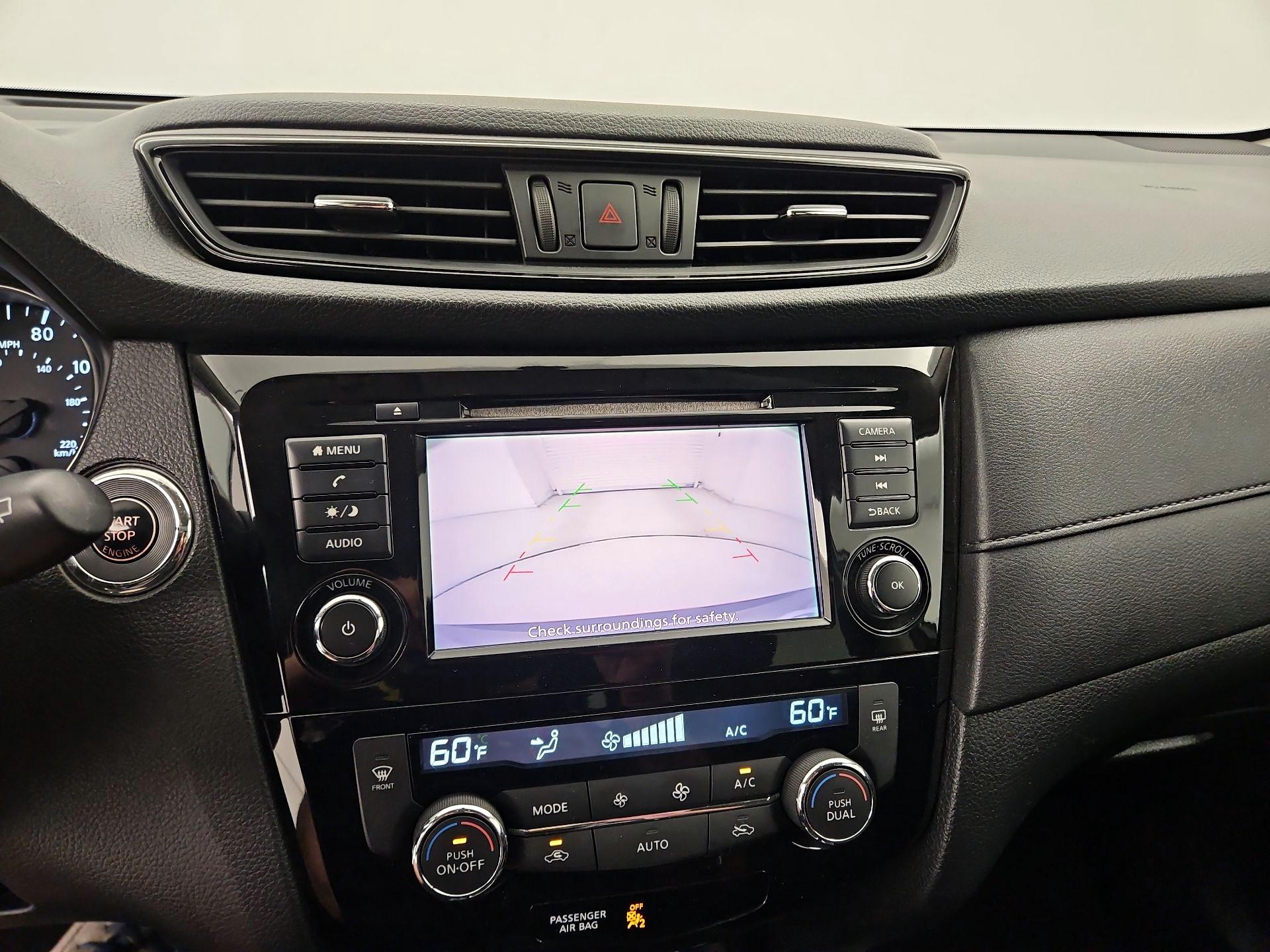Thumbnail: 2018 Nissan Rogue - 14