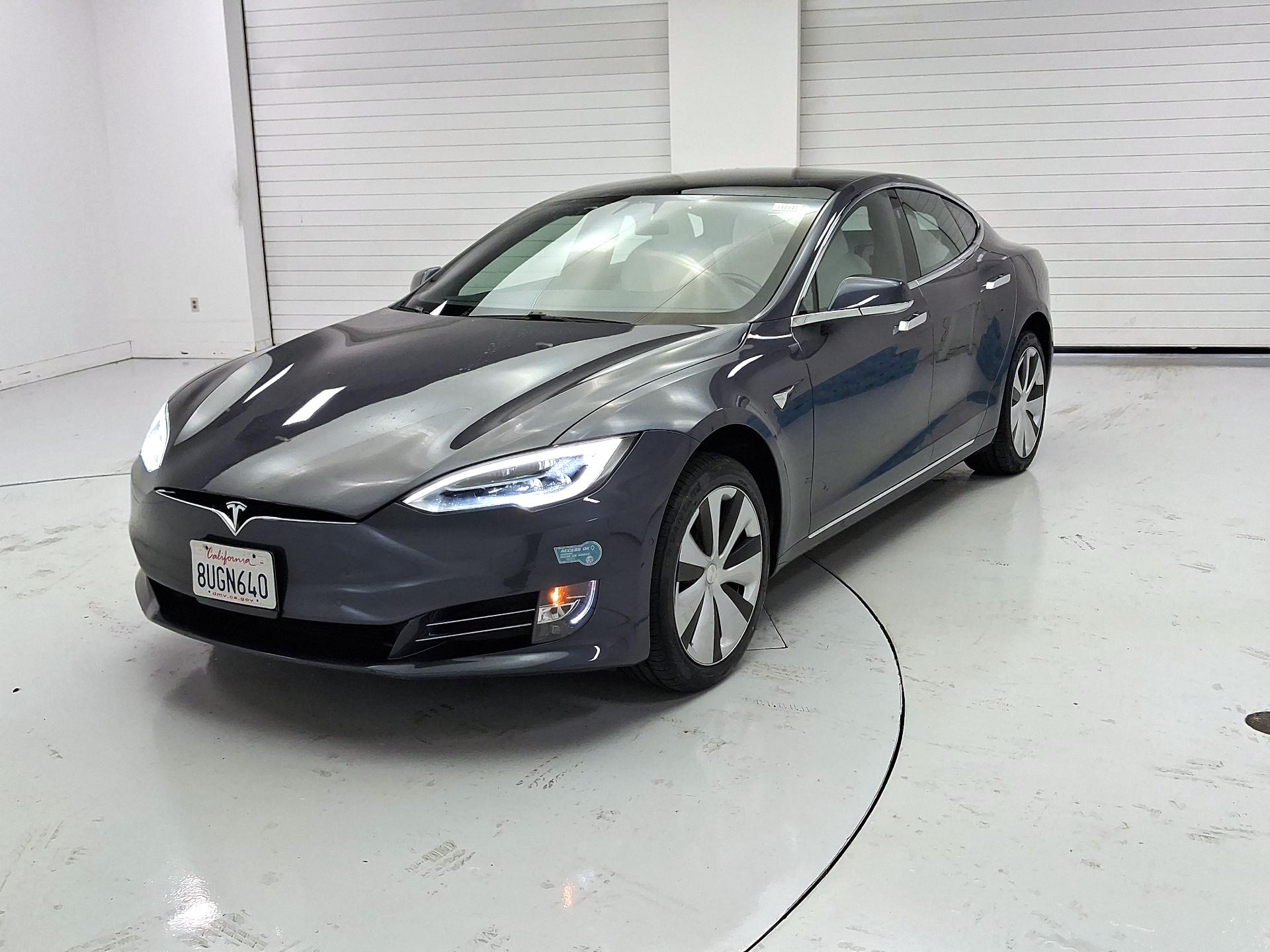 Thumbnail: 2021 Tesla Model S - 3
