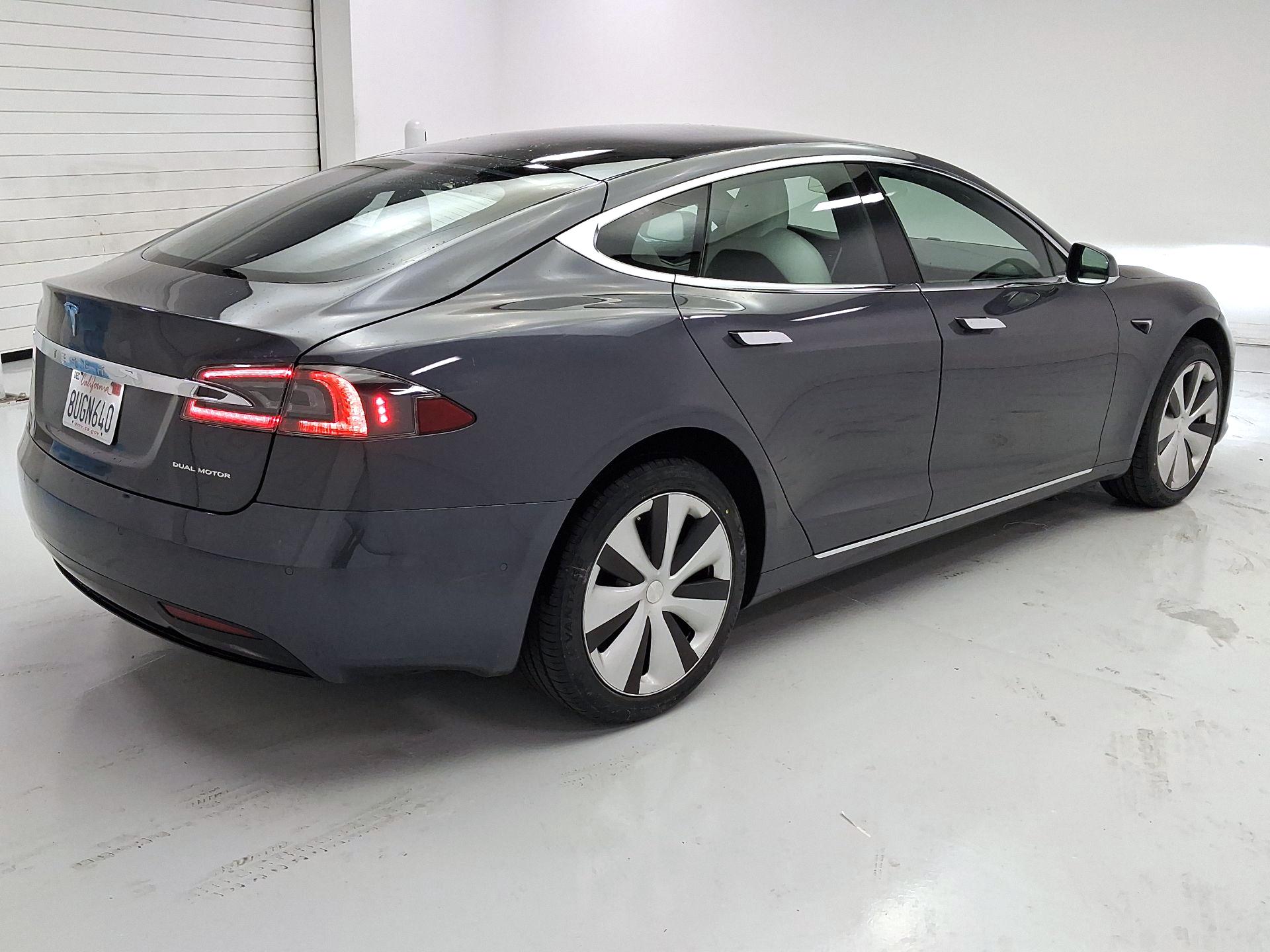 Thumbnail: 2021 Tesla Model S - 5