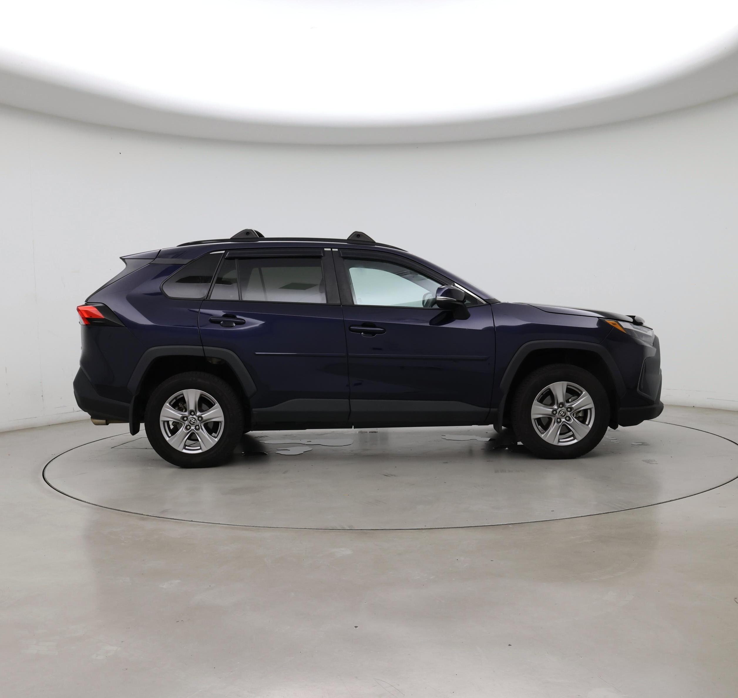 Thumbnail: 2022 Toyota RAV4 - 7