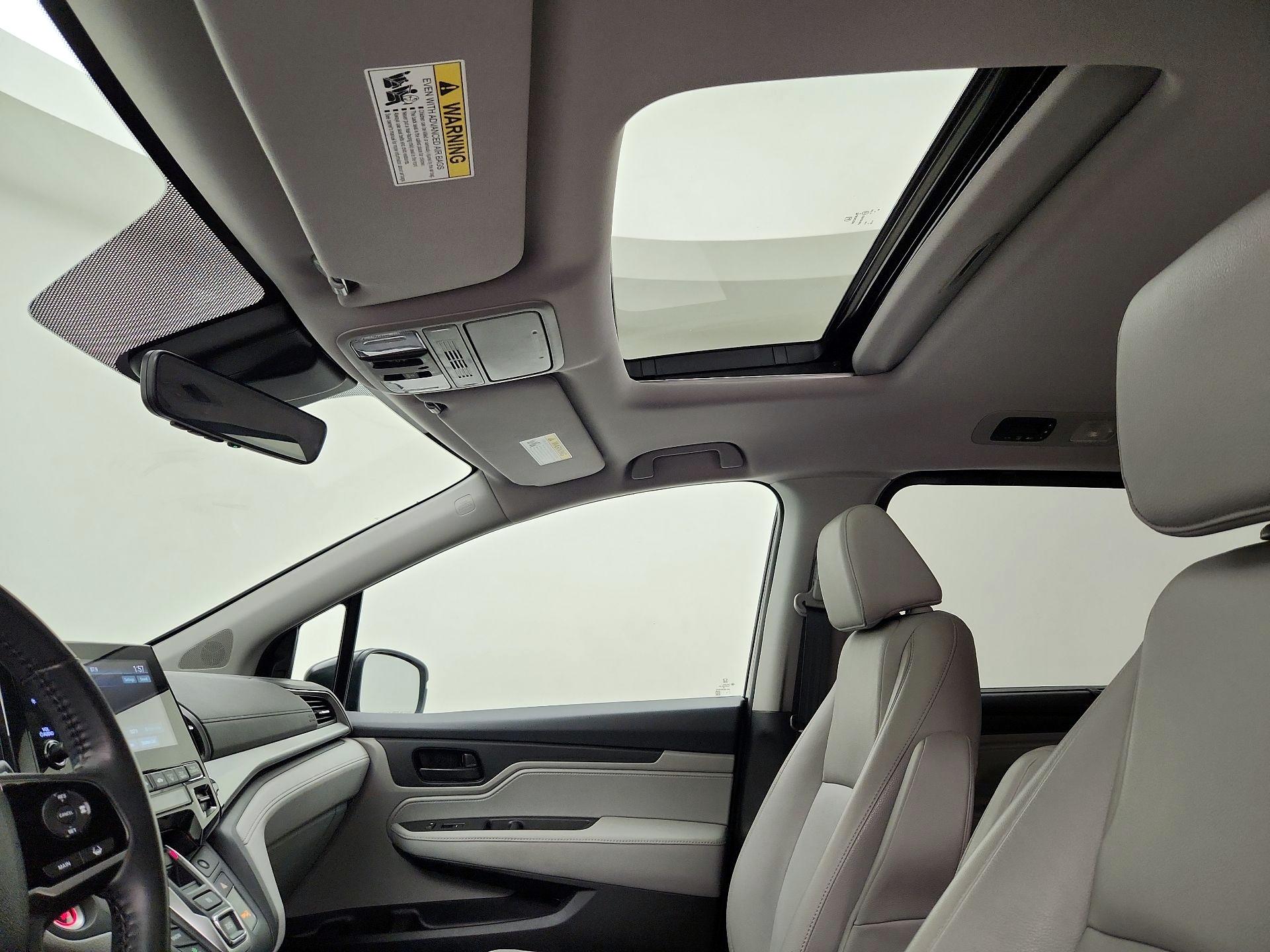 Thumbnail: 2018 Honda Odyssey - 19