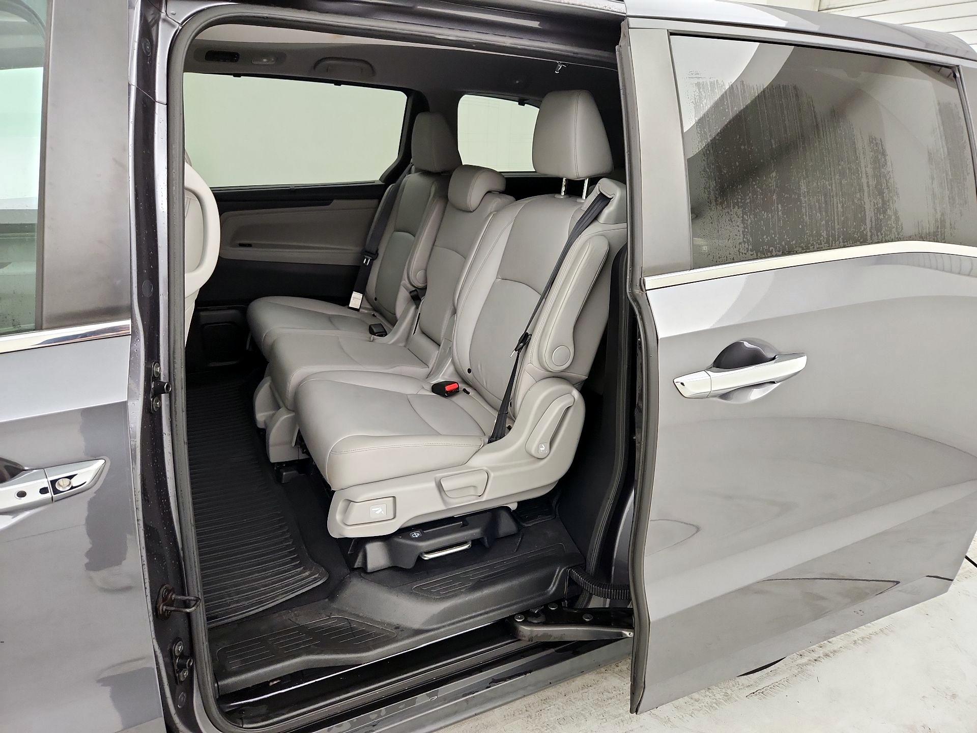 Thumbnail: 2018 Honda Odyssey - 20