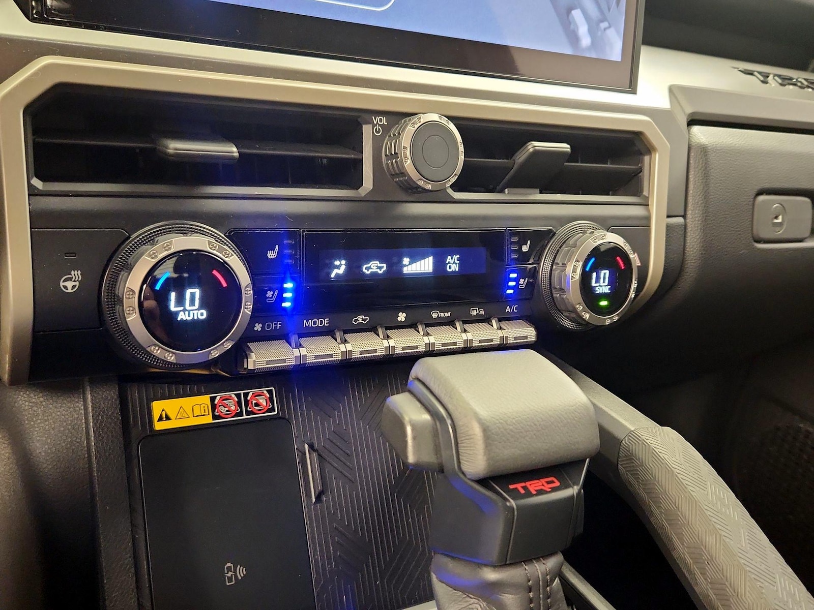 2024 Toyota Tacoma TRD Sport - Photo 17