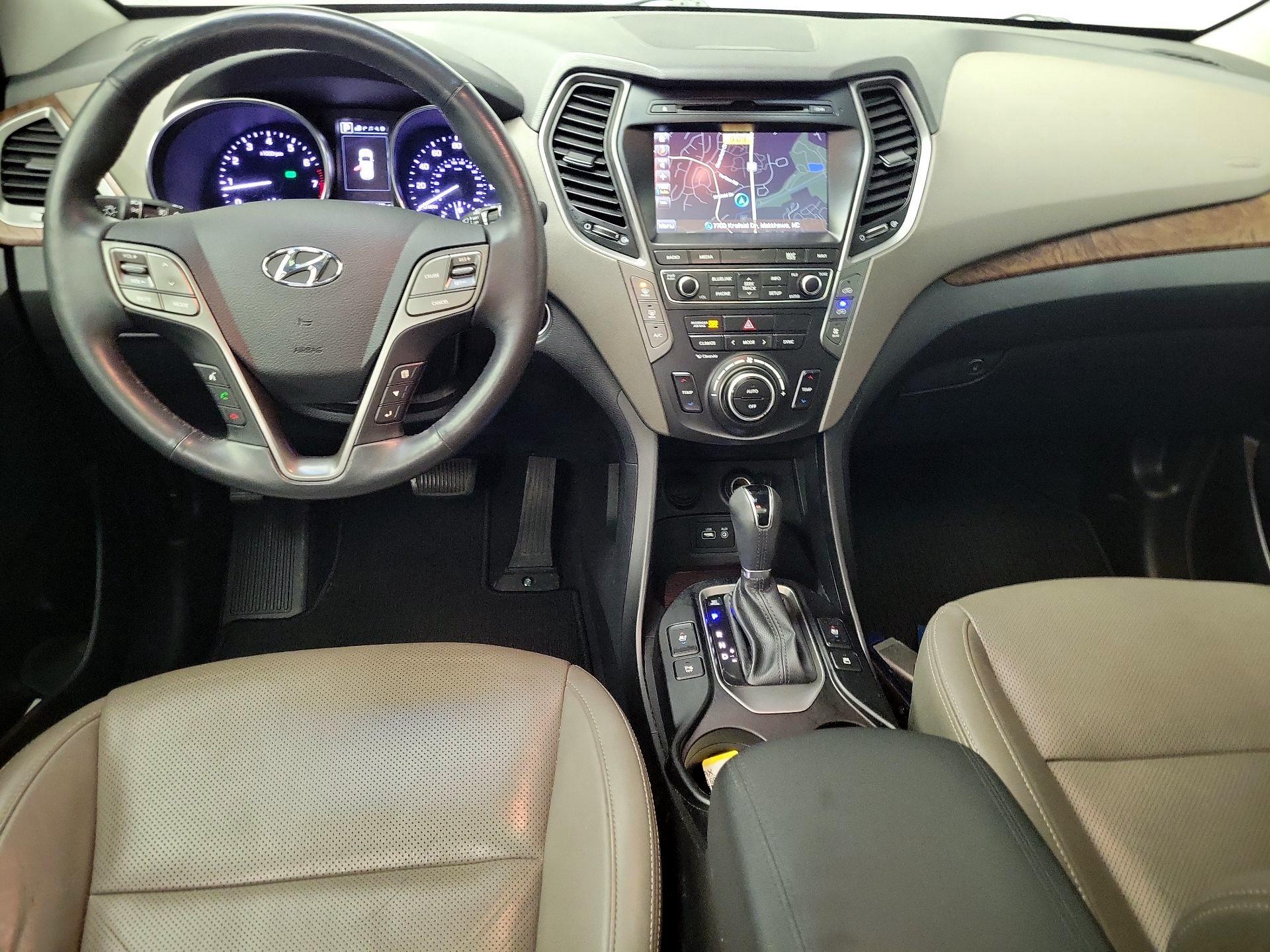 Thumbnail: 2017 Hyundai Santa Fe - 9