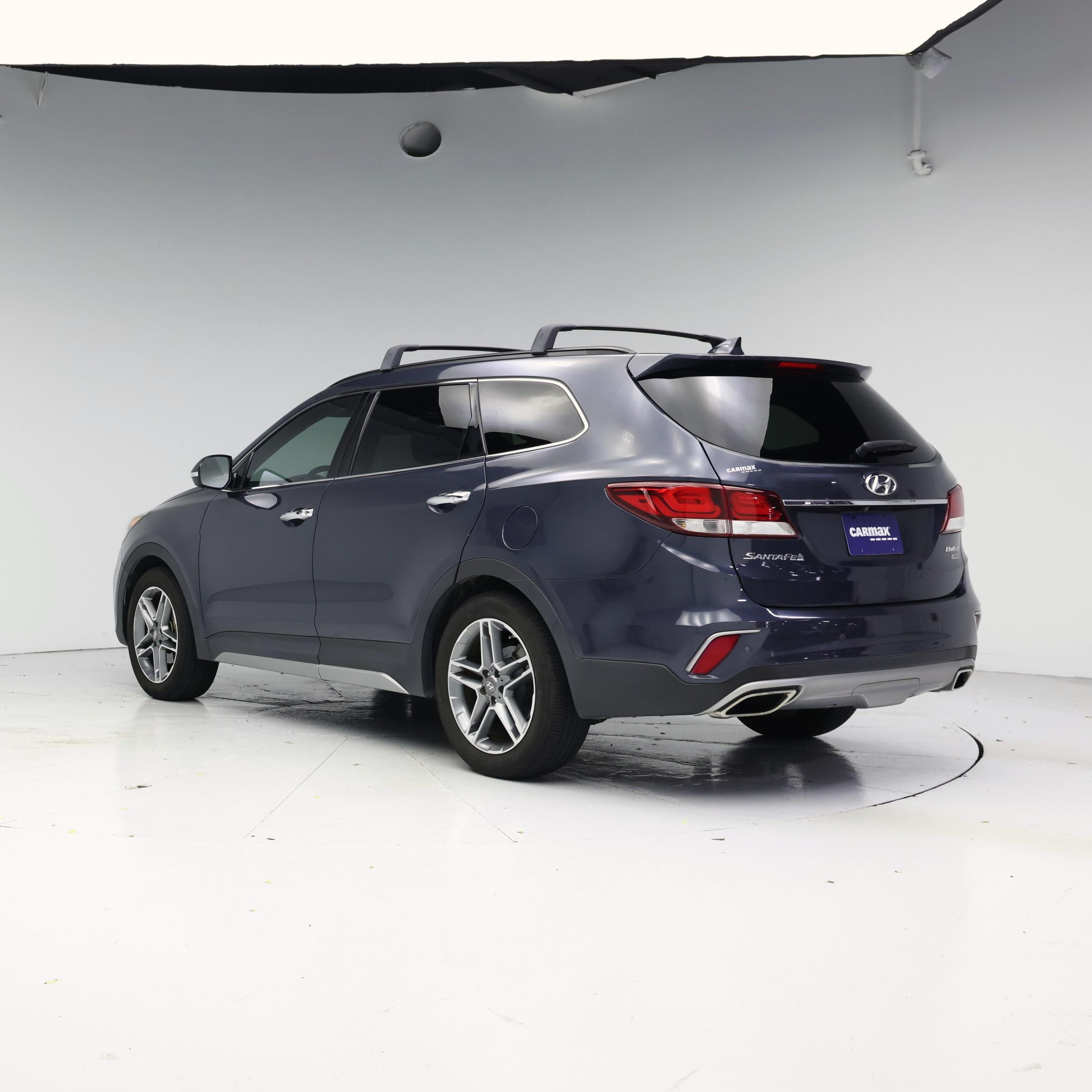 Thumbnail: 2017 Hyundai Santa Fe - 2