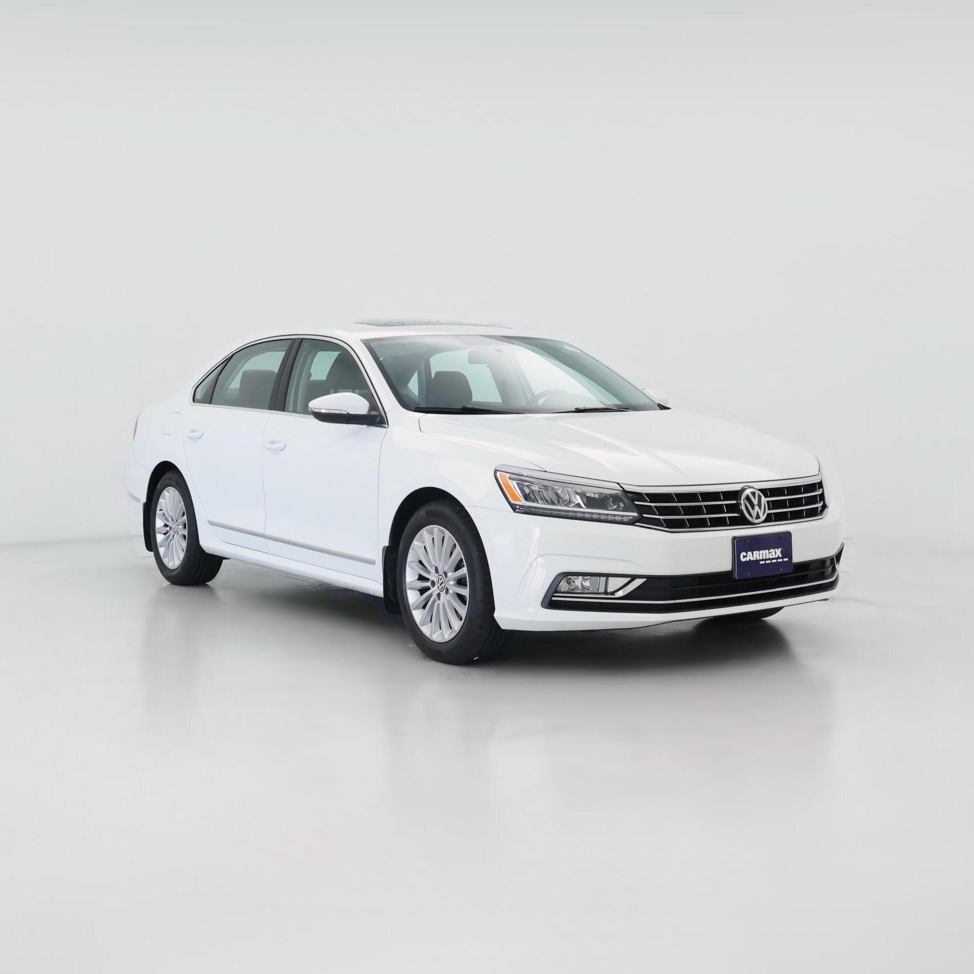 Thumbnail: 2016 Volkswagen Passat - 1