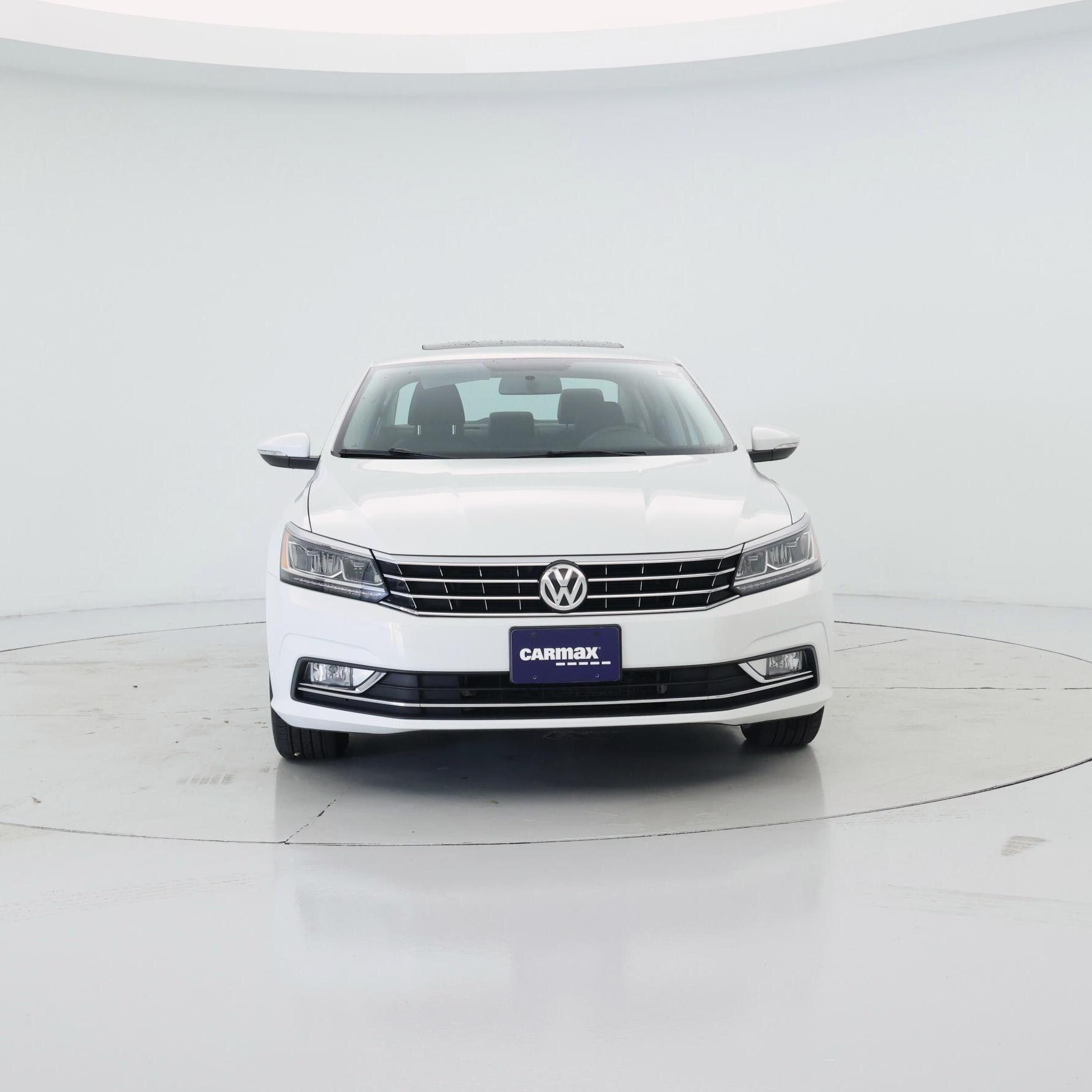 Thumbnail: 2016 Volkswagen Passat - 5