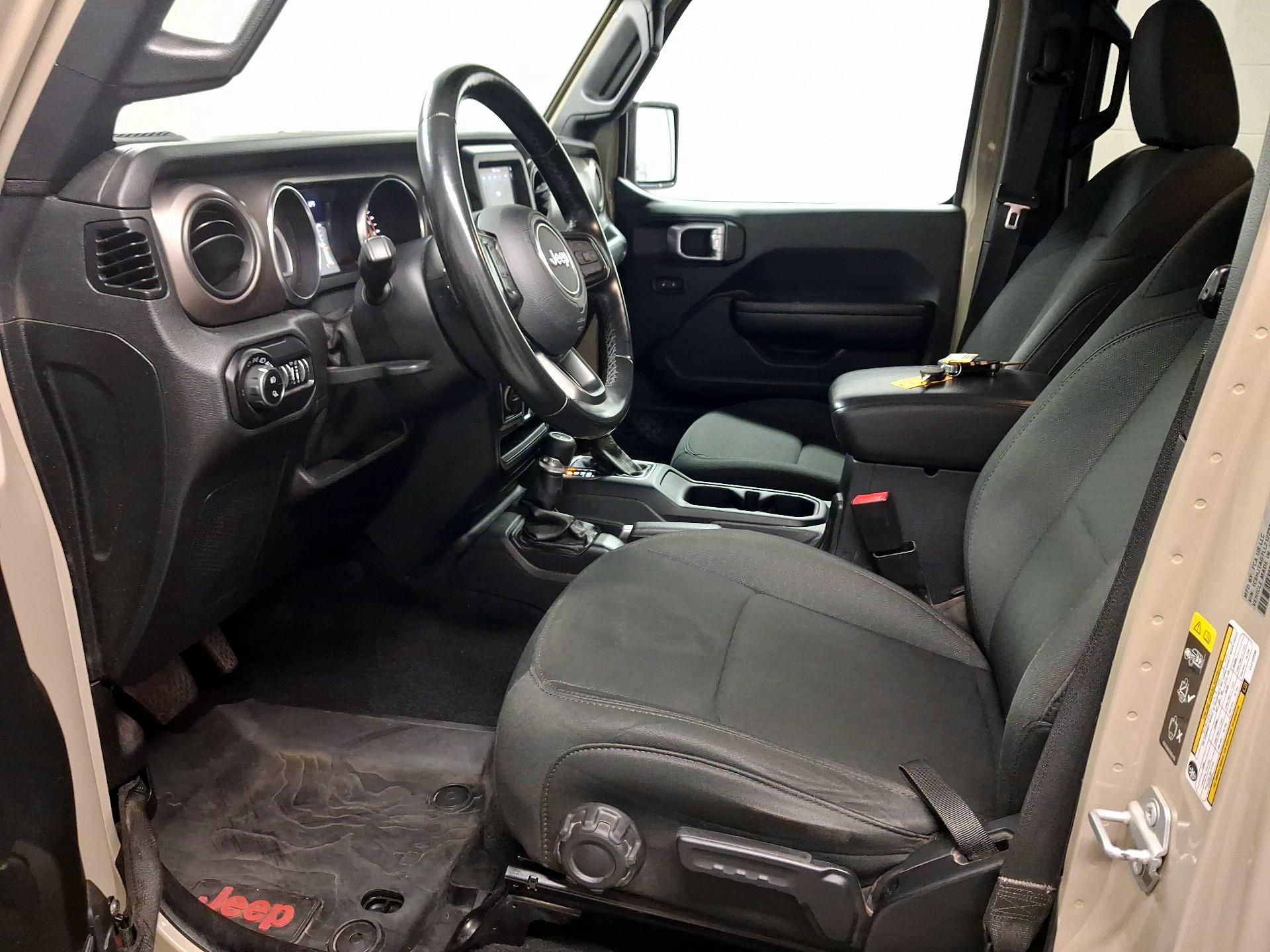 Thumbnail: 2020 Jeep Gladiator - 9