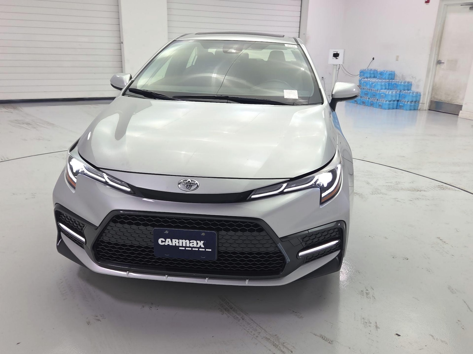 2020 Toyota Corolla SE - Photo 2